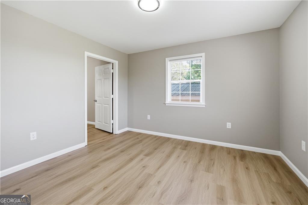894 Lakeview Drive Property Photo 12