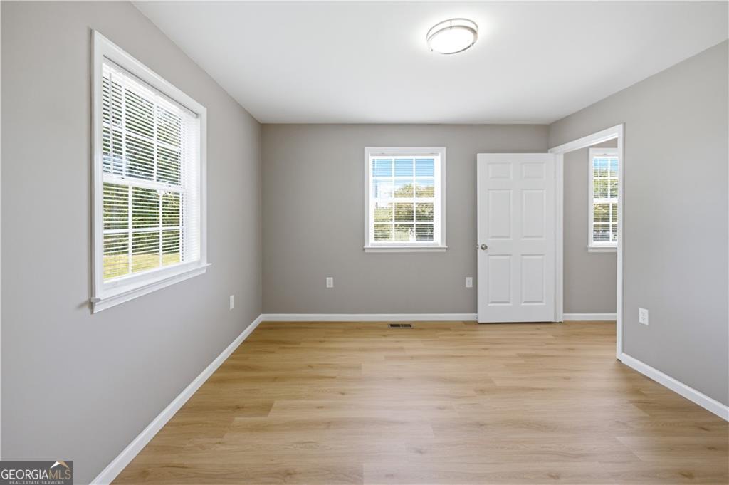 894 Lakeview Drive Property Photo 13