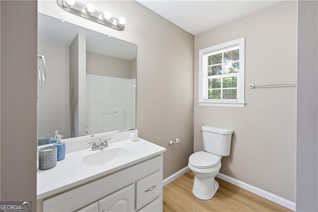 894 Lakeview Drive Property Photo 15