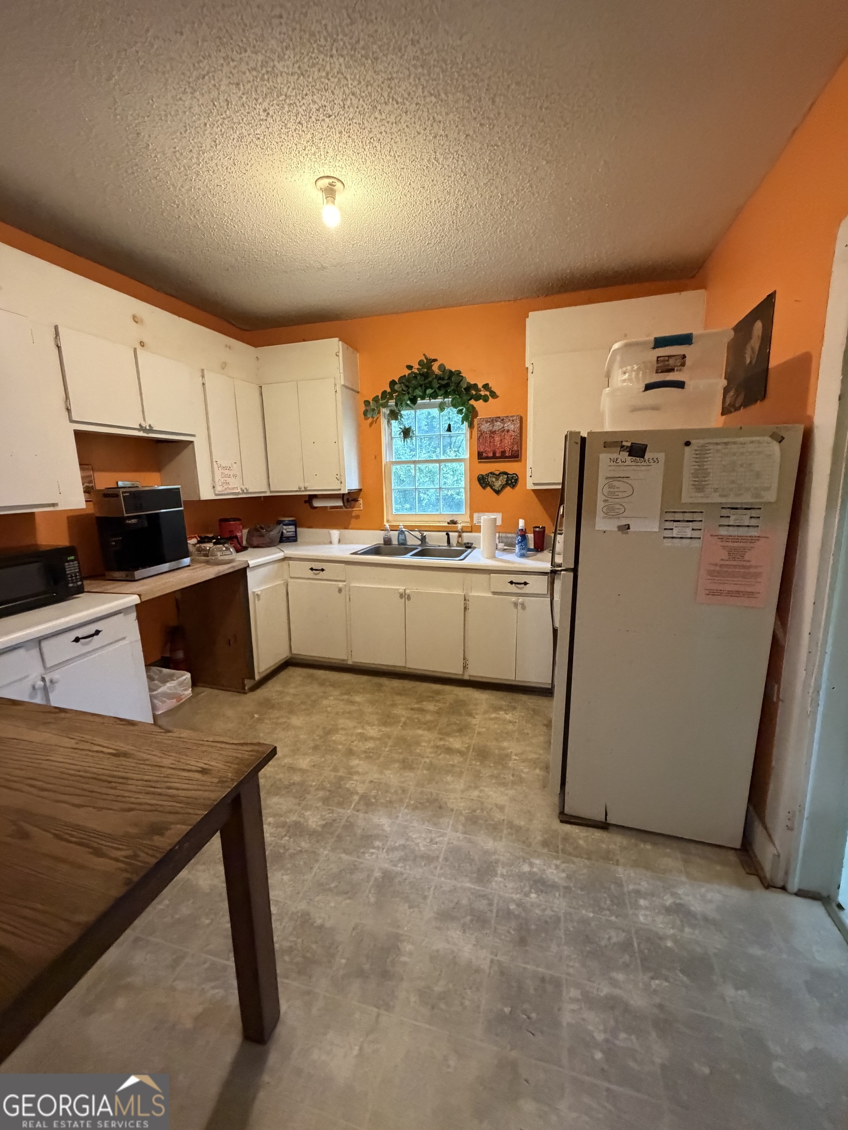 300 E Elm Street Property Photo 10