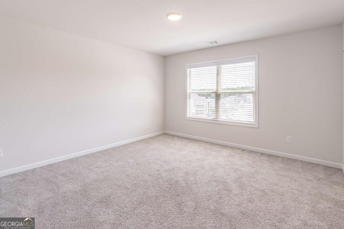 4293 Shandi Cove Property Photo 9