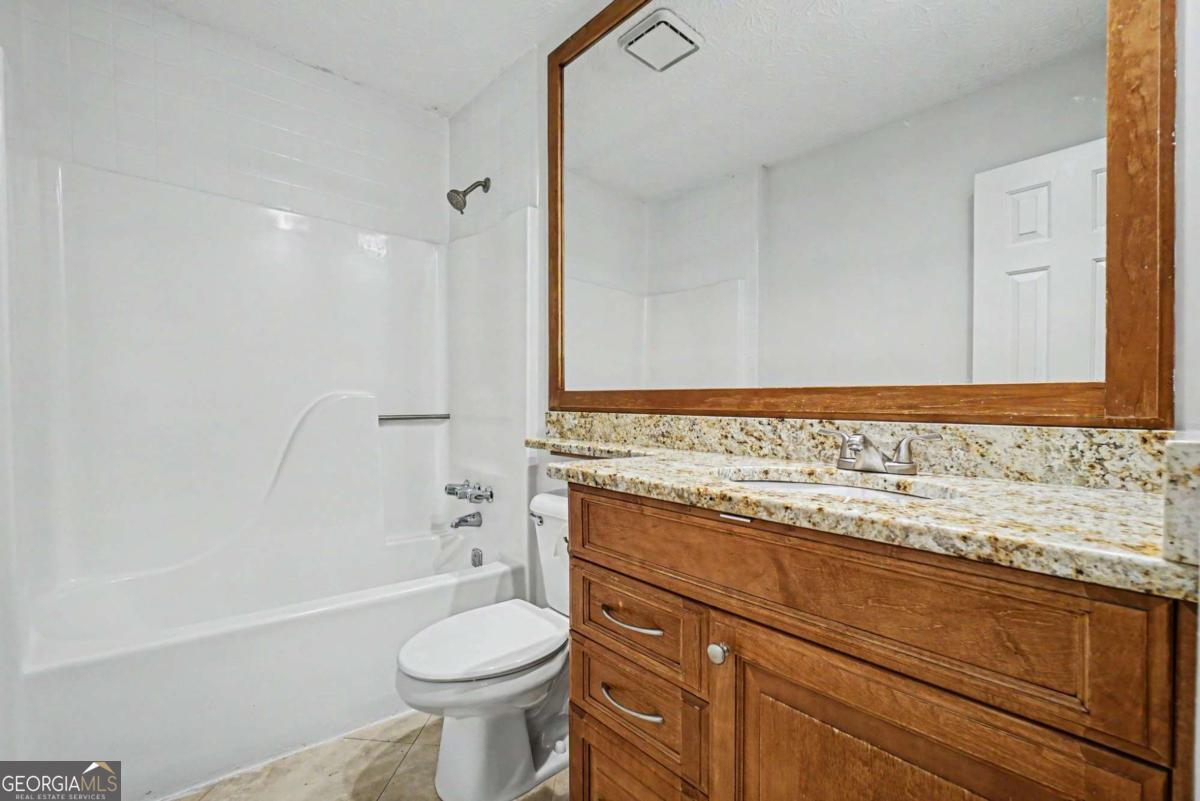 1037 Atherton Lane Property Photo 11