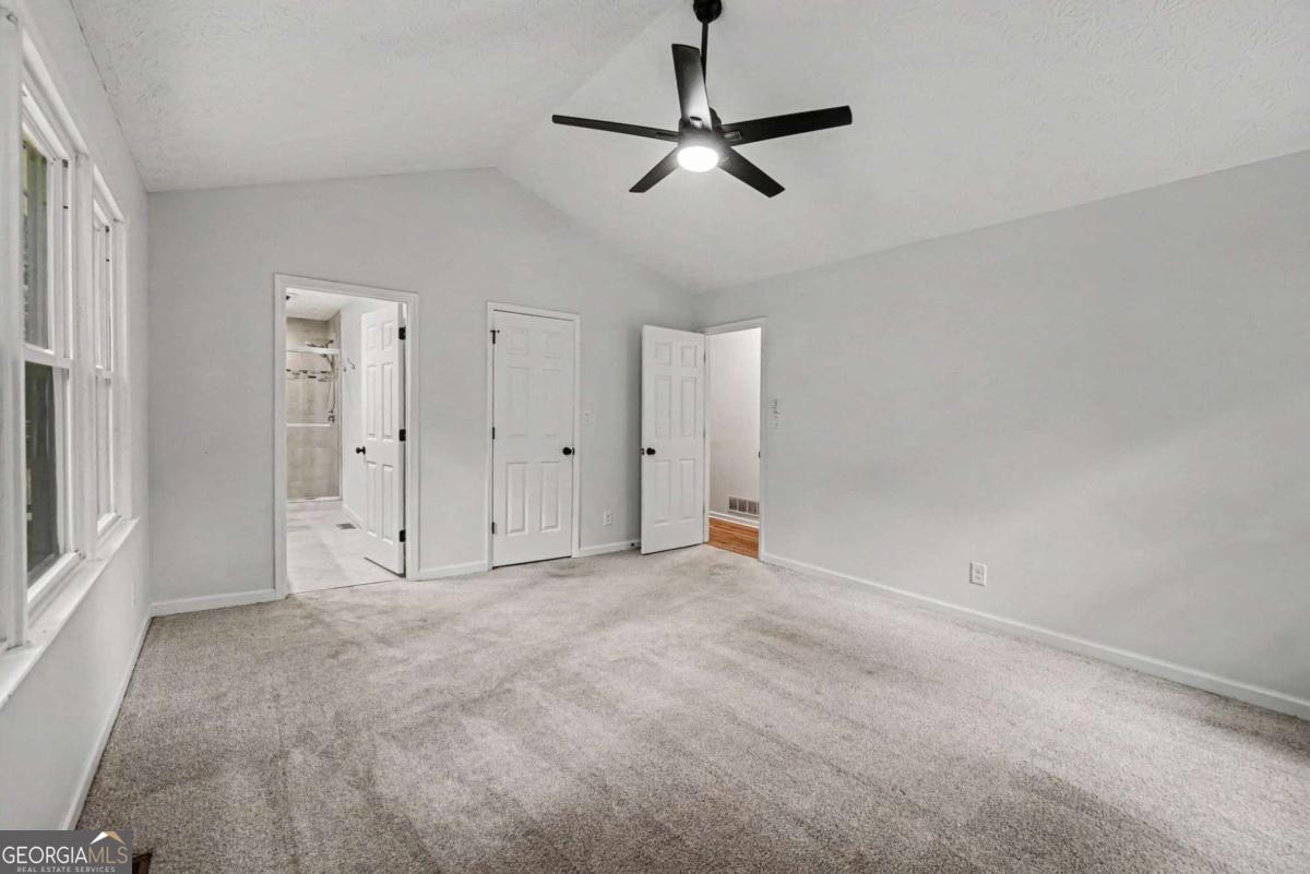 1037 Atherton Lane Property Photo 15