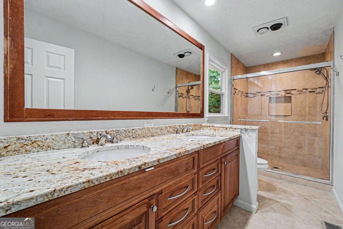 1037 Atherton Lane Property Photo 16