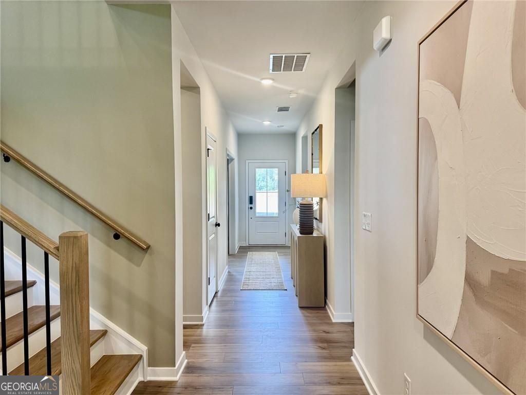 8545 Oak Hollow Way Property Photo 18