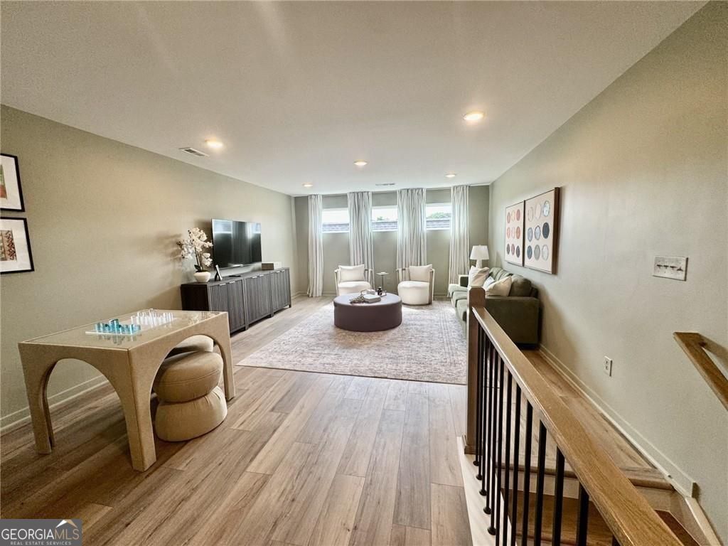 8545 Oak Hollow Way Property Photo 20