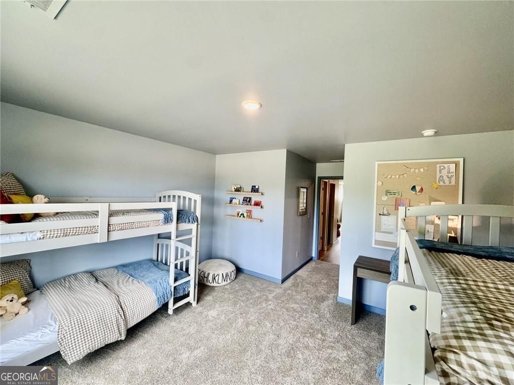 8545 Oak Hollow Way Property Photo 22