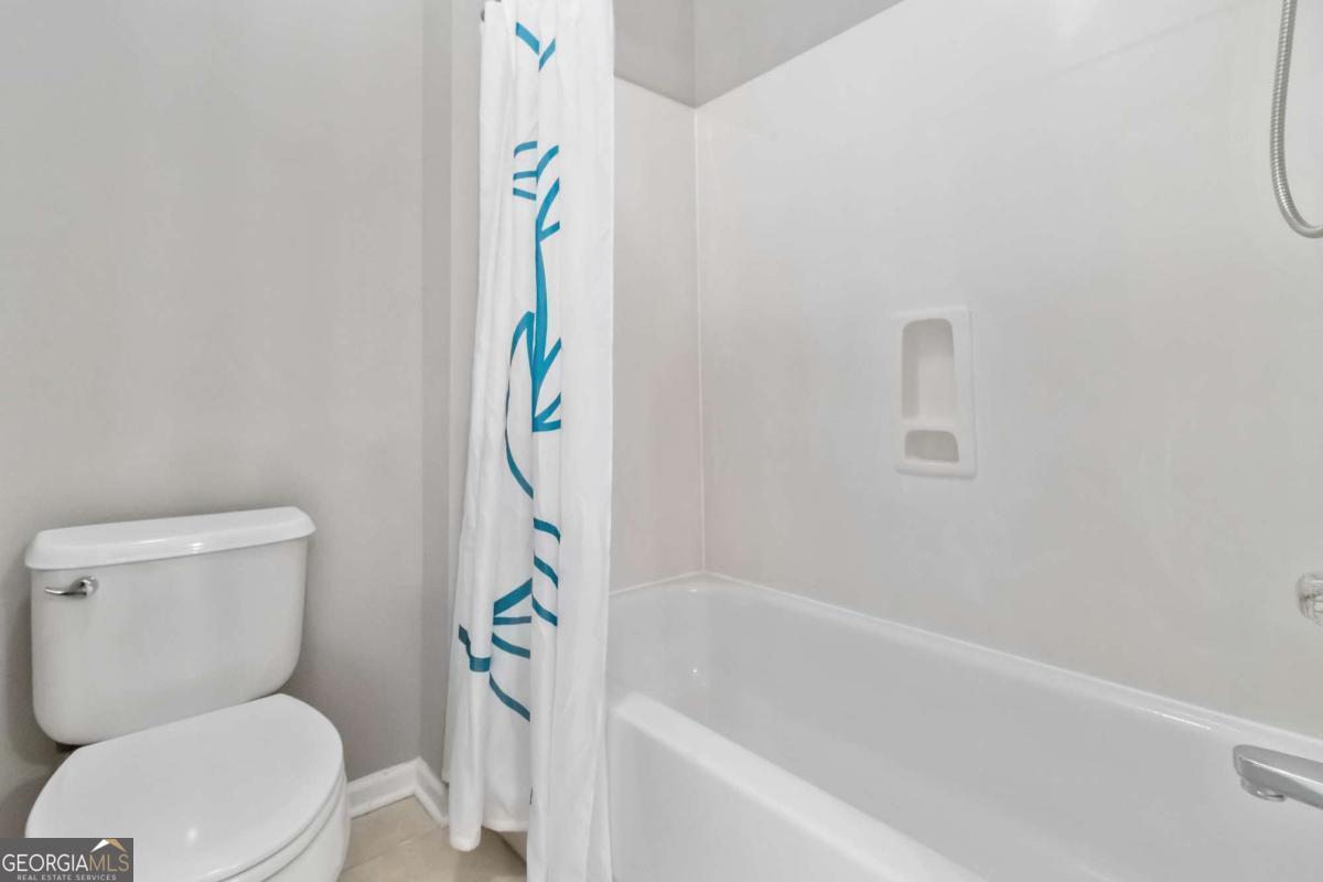 1340 Waverly Glen Drive Property Photo 30