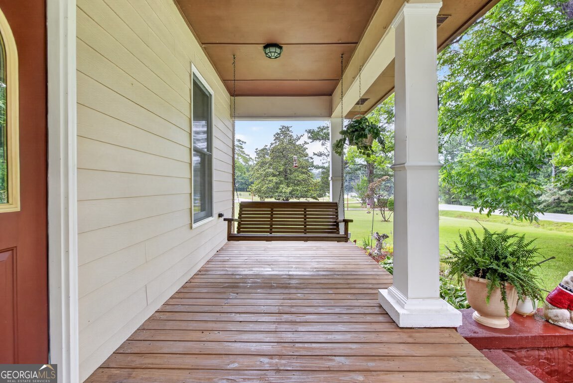 11028 Highway 36 Property Photo 4