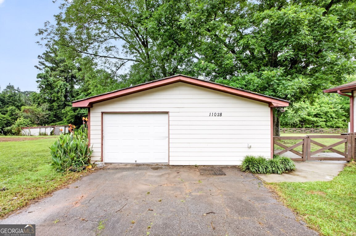 11028 Highway 36 Property Photo 53