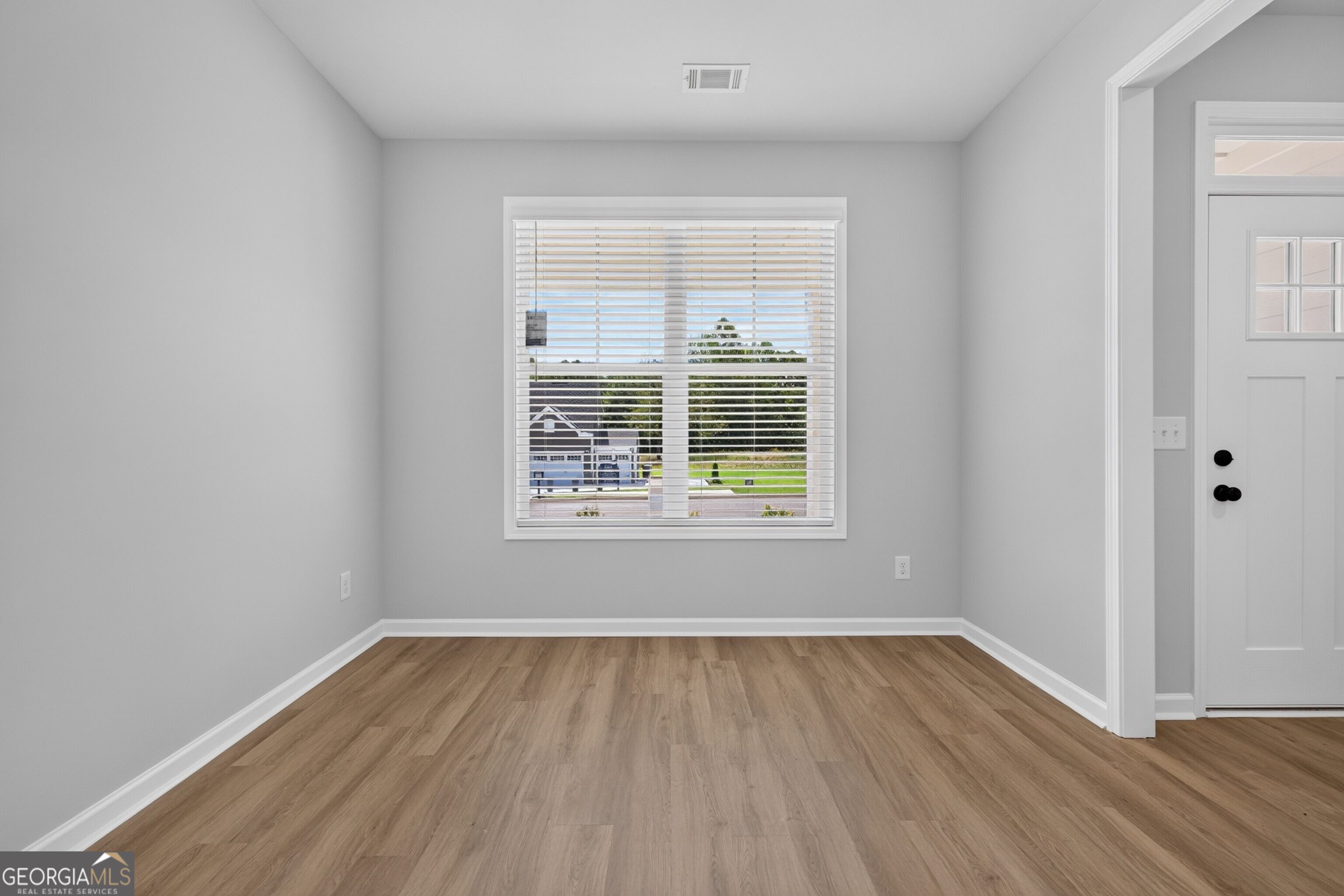 354 Flying Eagle Drive Property Photo 17