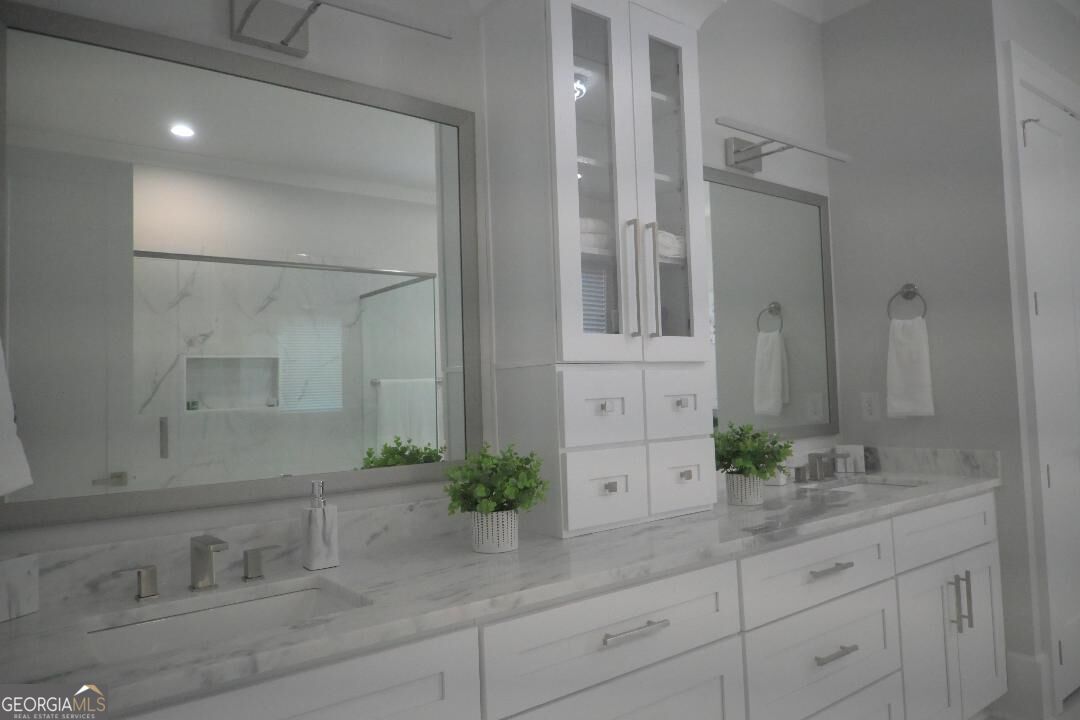 4229 Giverney Boulevard Property Photo 7