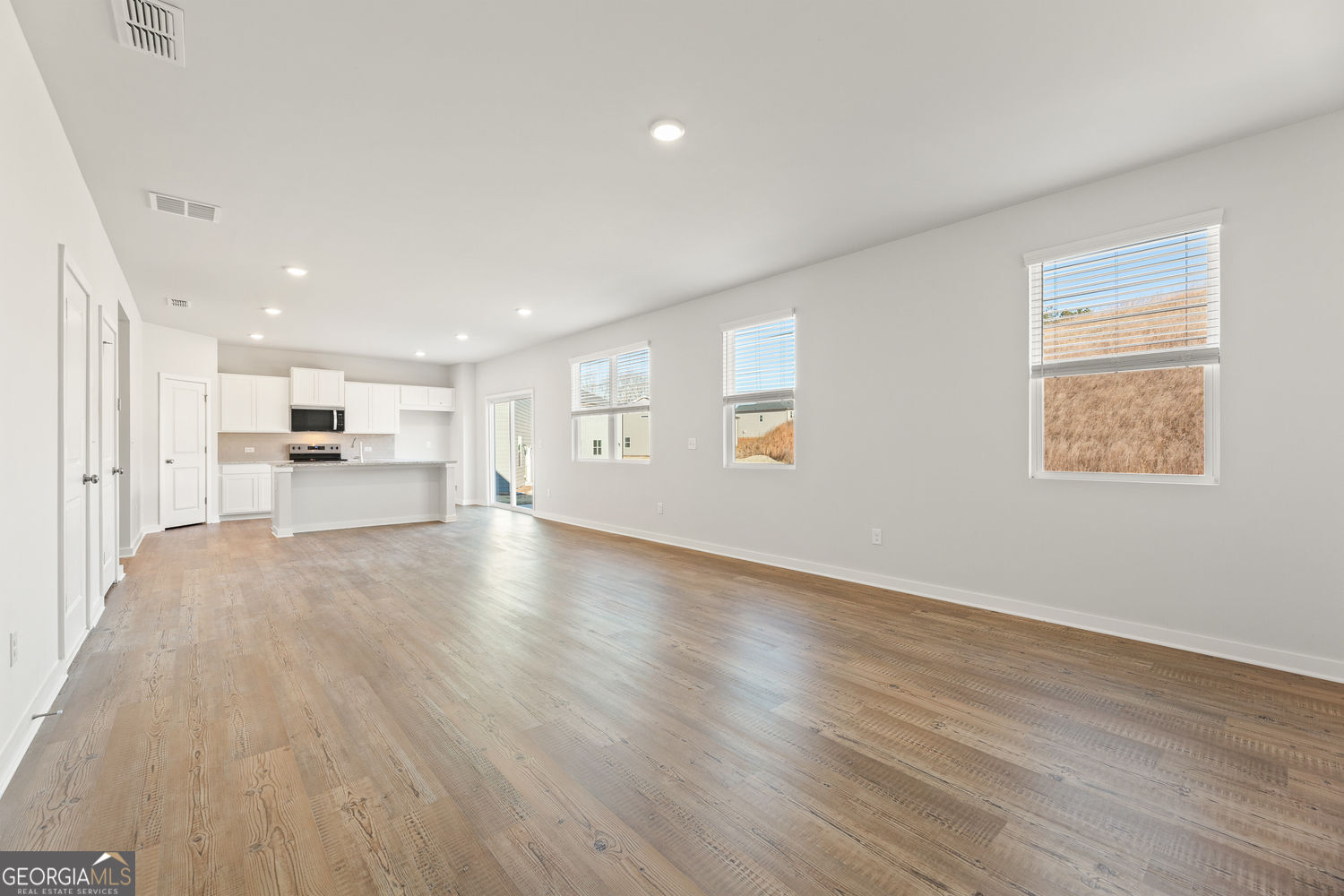 8038 Dickens Drive Property Photo 9