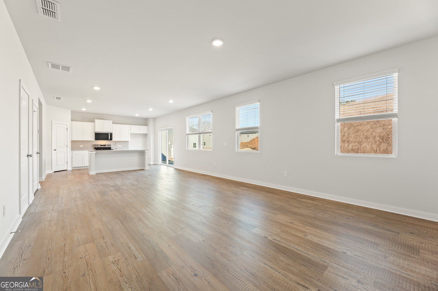 8038 Dickens Drive Property Photo 9