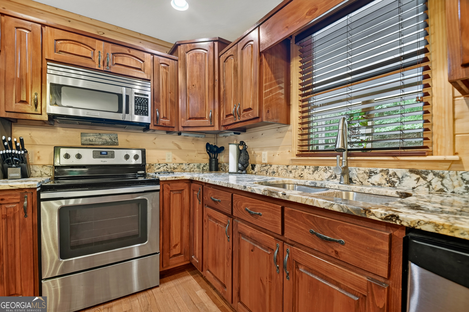 603 Ashley Drive Property Photo 21