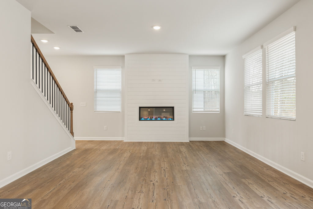 8039 Dickens Drive Property Photo 8