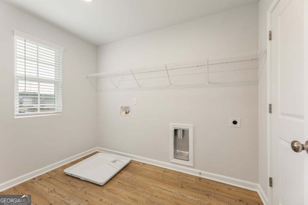 8039 Dickens Drive Property Photo 13