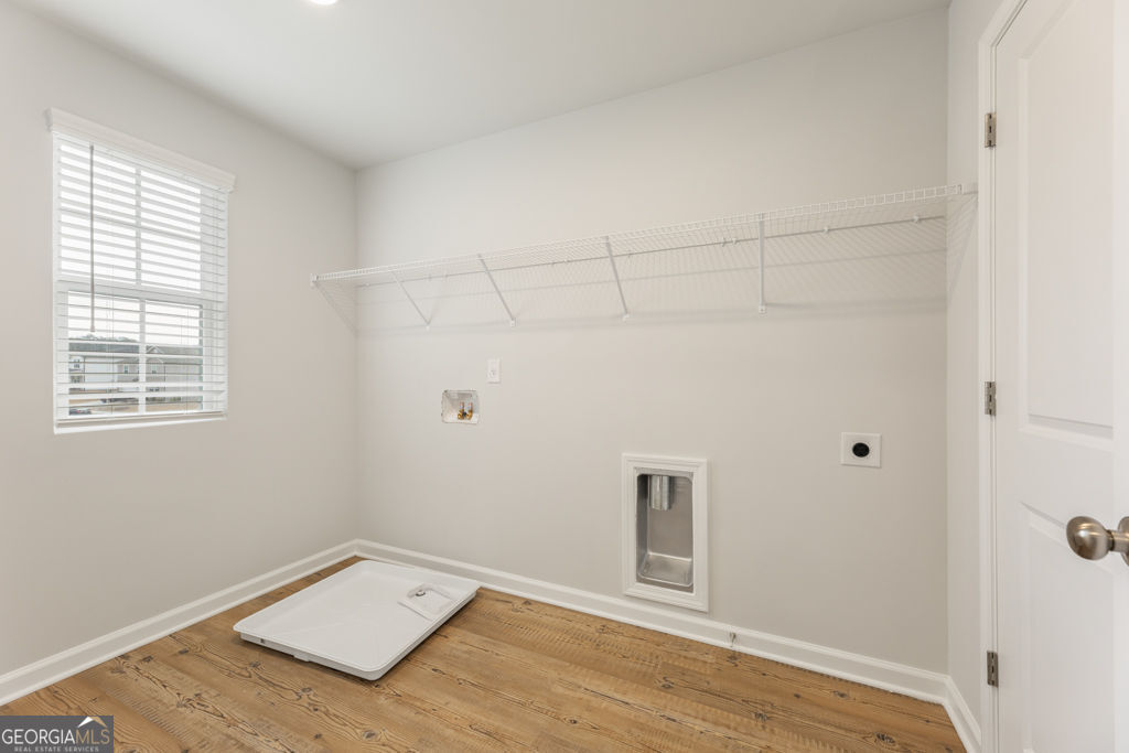 8039 Dickens Drive Property Photo 15
