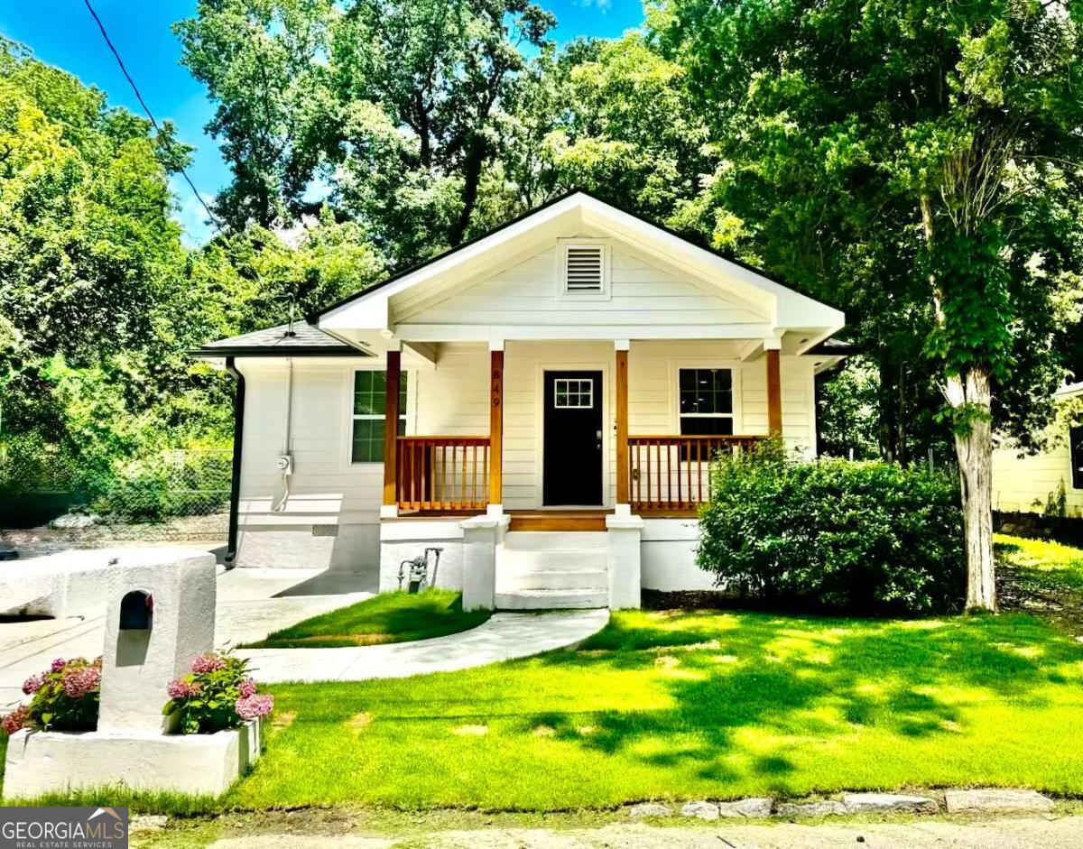 849 Wood Street Nw Property Photo 1