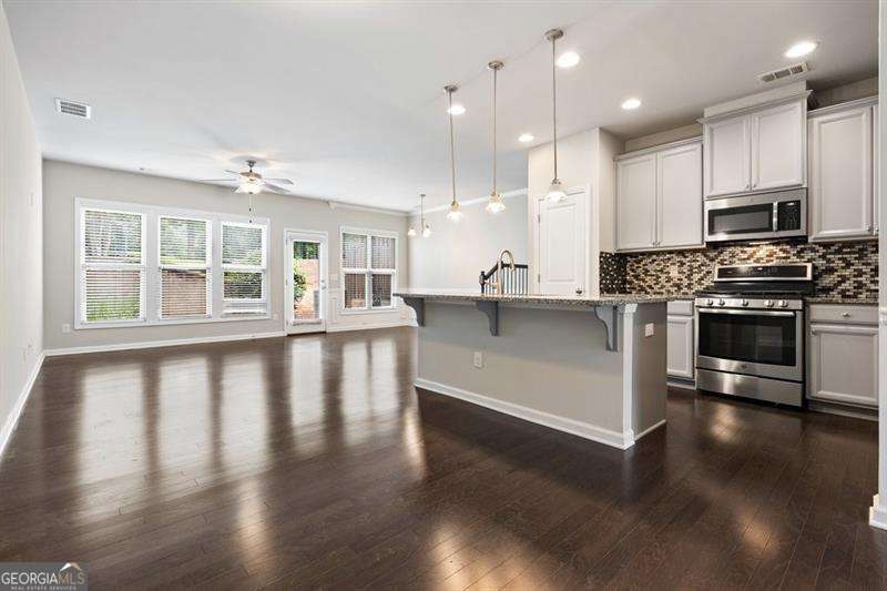2593 Kenwood Glen Terrace Property Photo 7