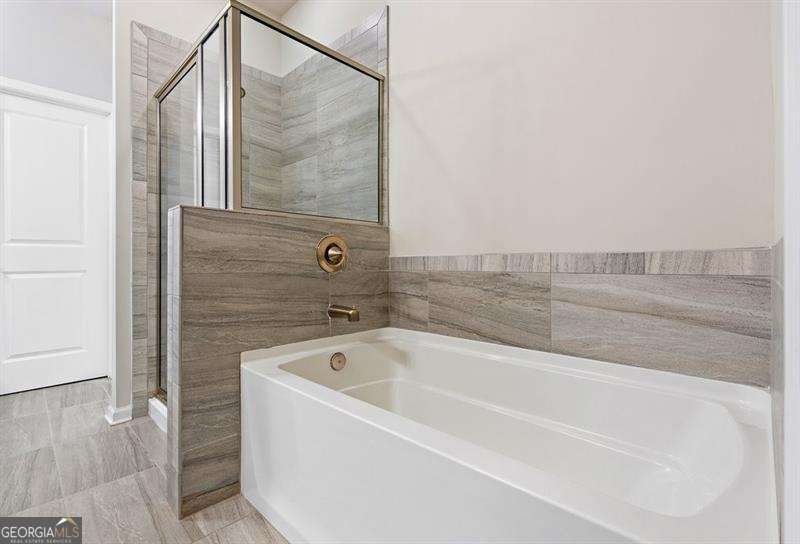 2593 Kenwood Glen Terrace Property Photo 16
