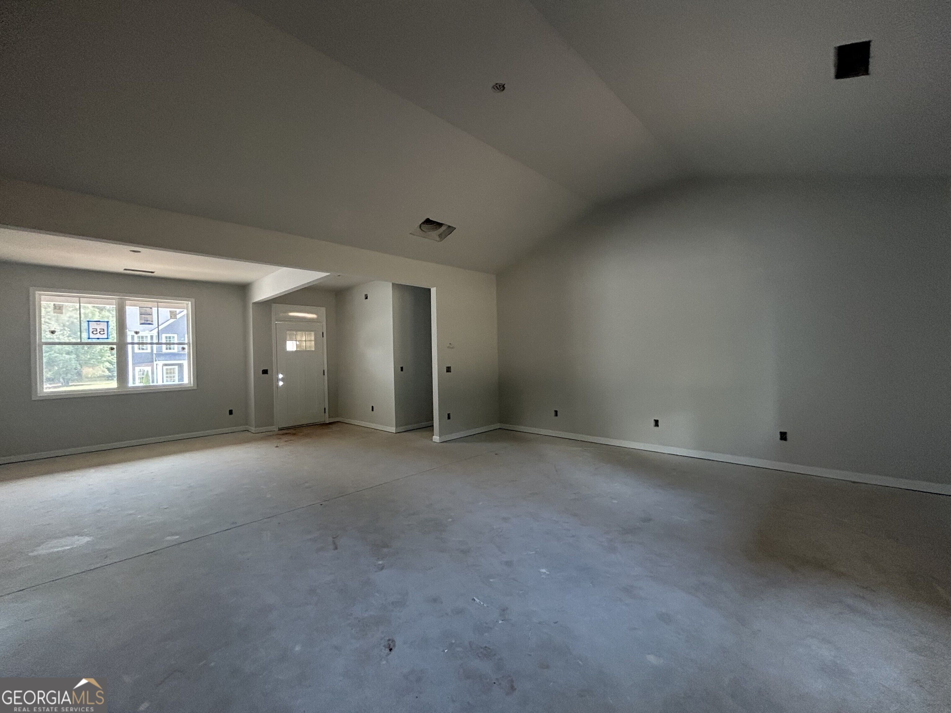 334 Flying Eagle Drive Property Photo 5