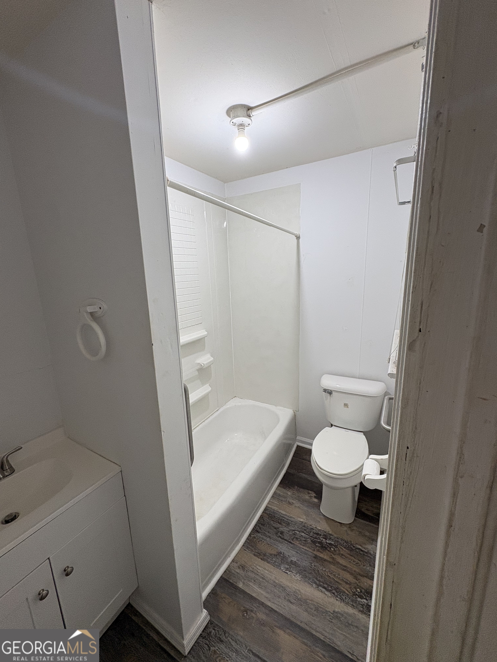 208 Warthen Street Property Photo 11