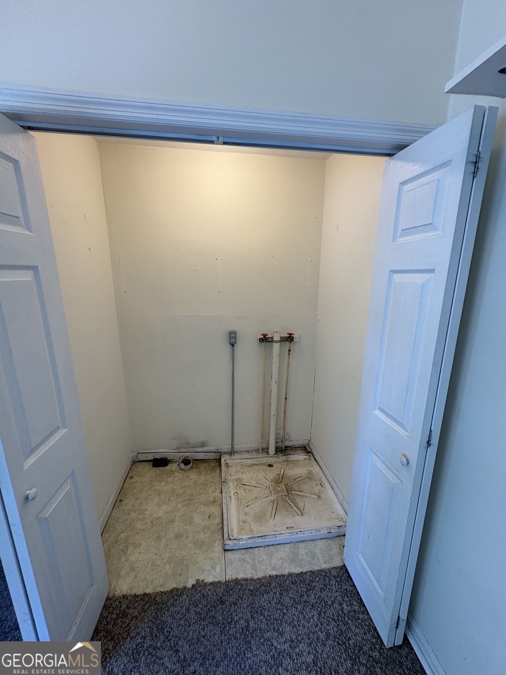 208 Warthen Street Property Photo 12