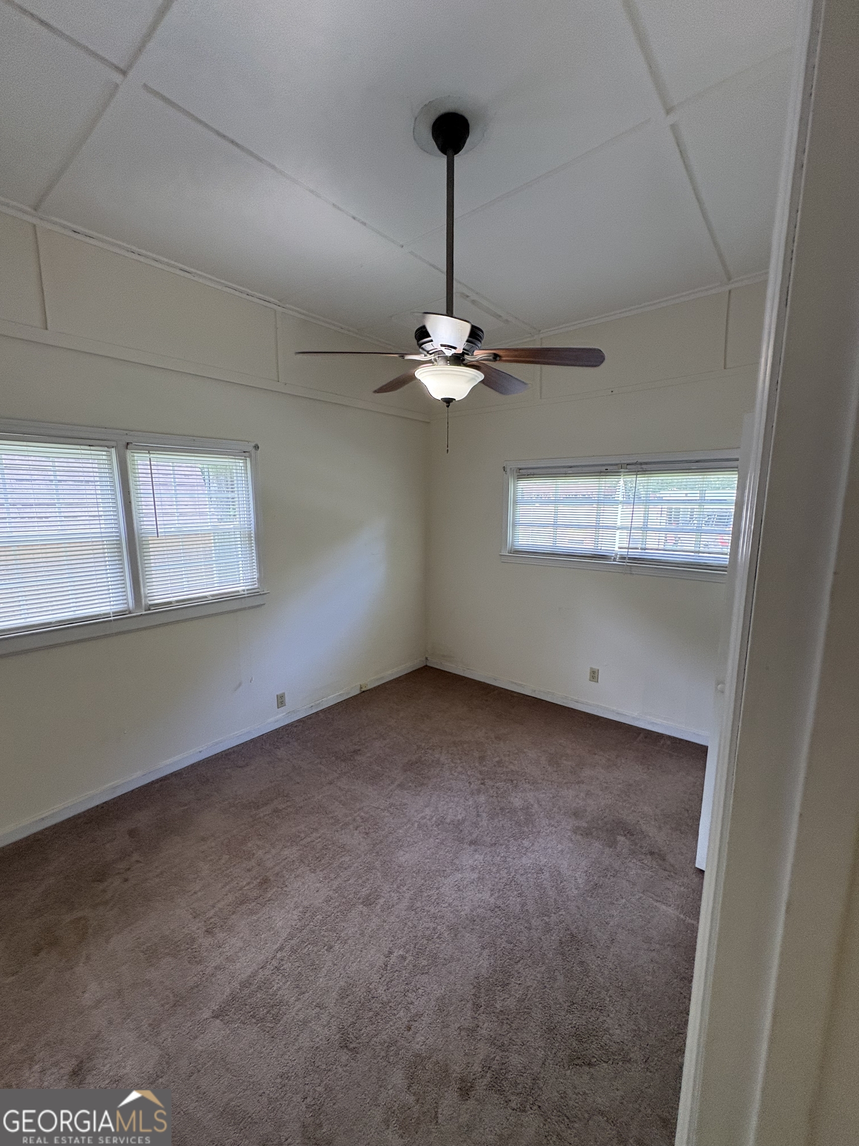 208 Warthen Street Property Photo 14