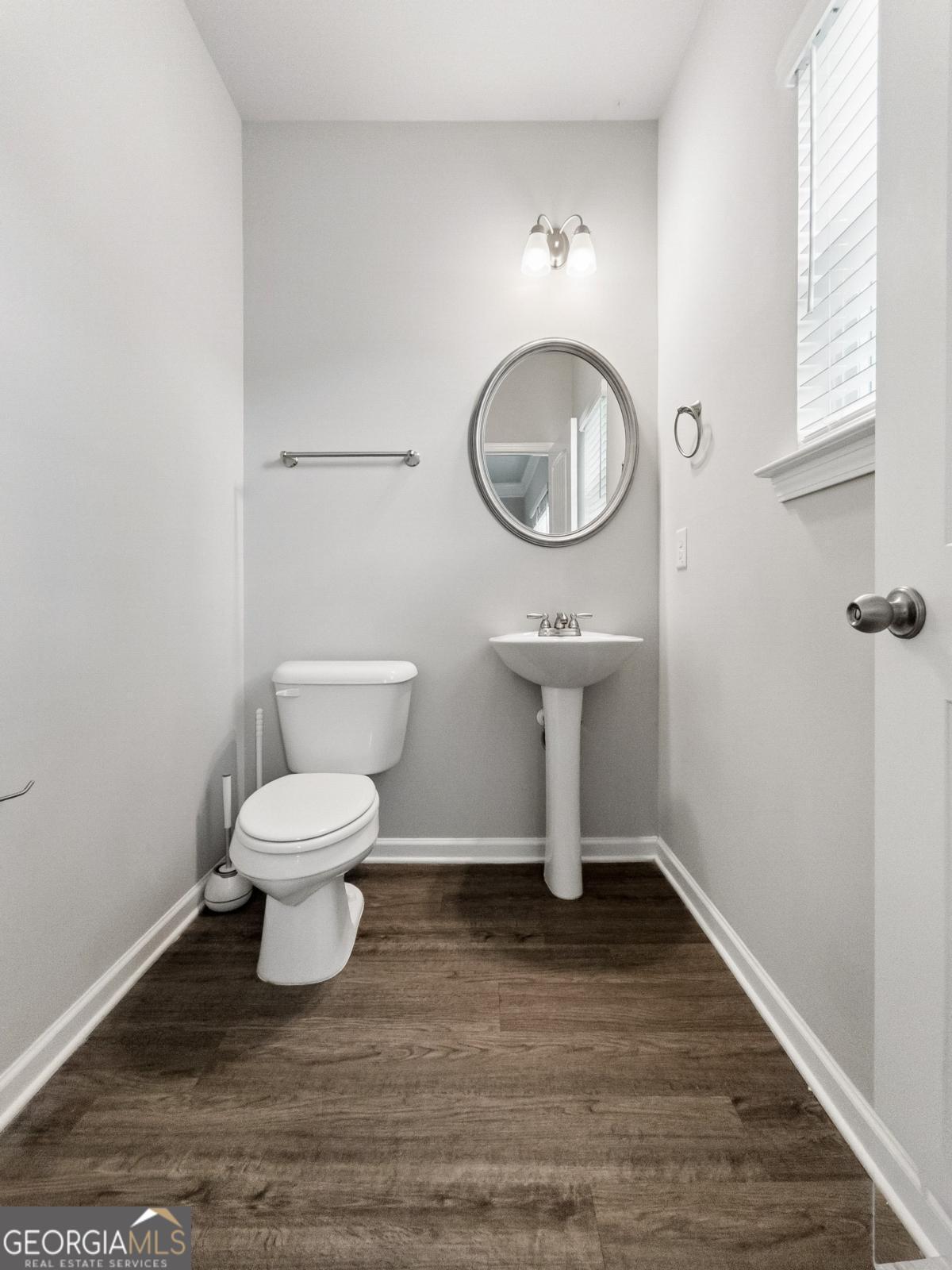 1272 Towne Square Court Property Photo 16
