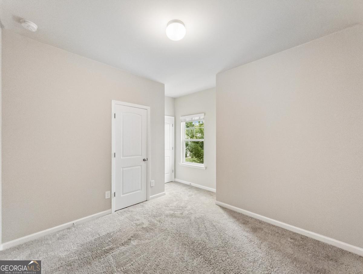 1272 Towne Square Court Property Photo 25