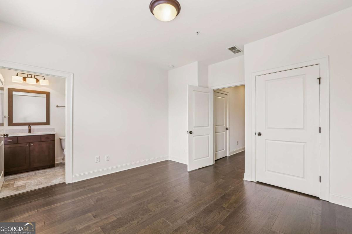 305 Cricket Lane Property Photo 33