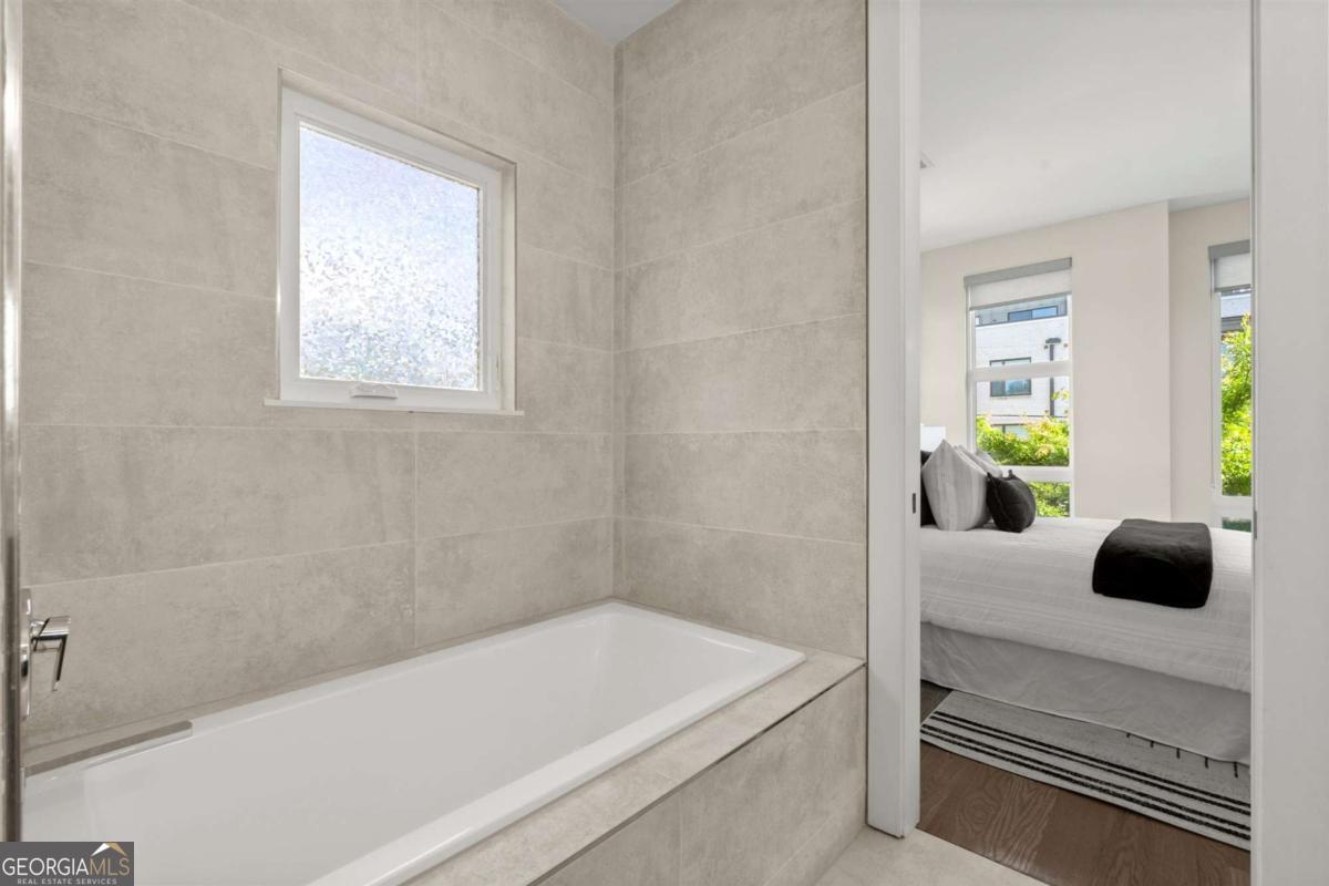 1463 La France Street Ne # 13 Property Photo 24