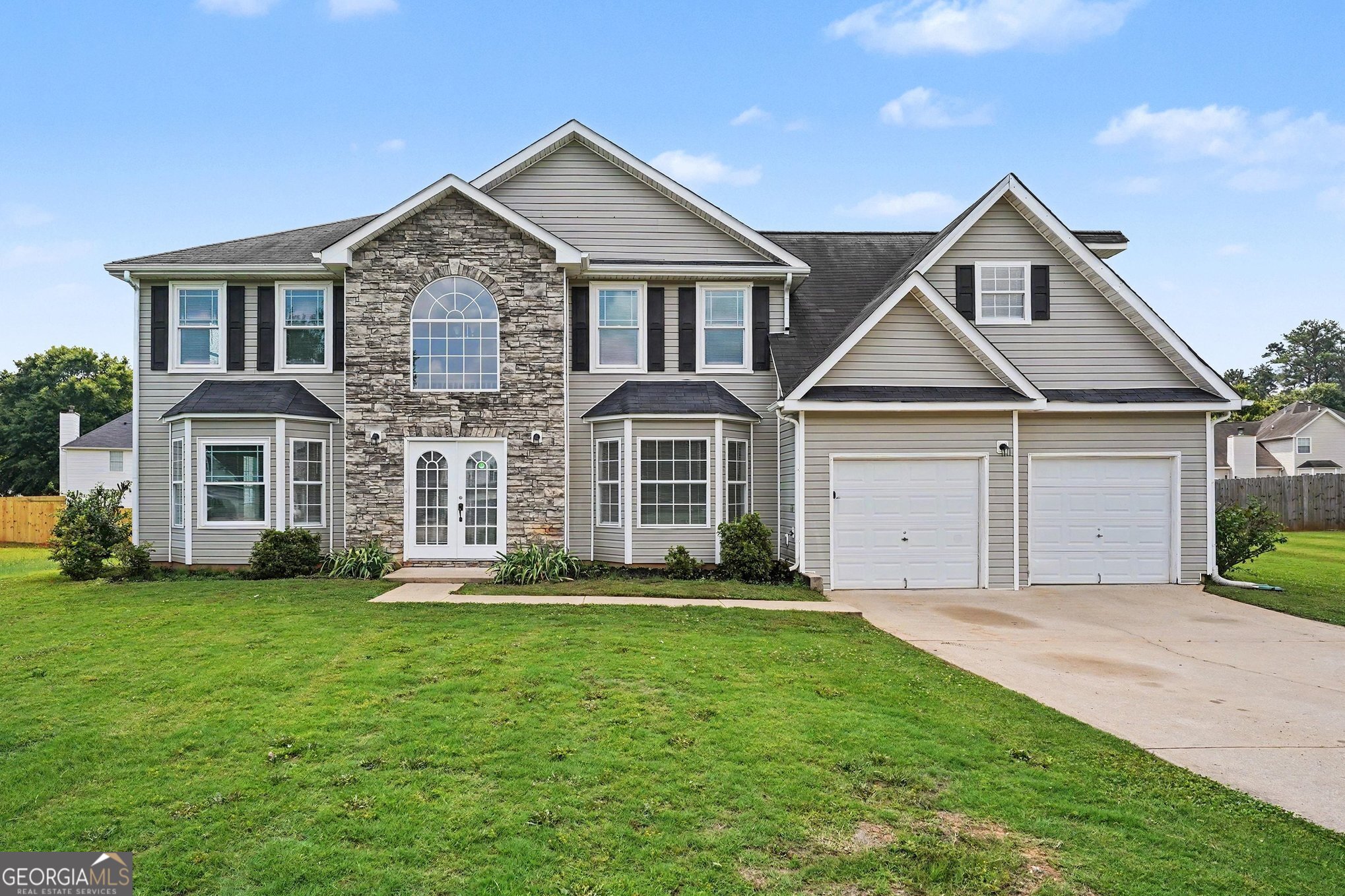 2909 Crabapple Circle SE Property Photo 1