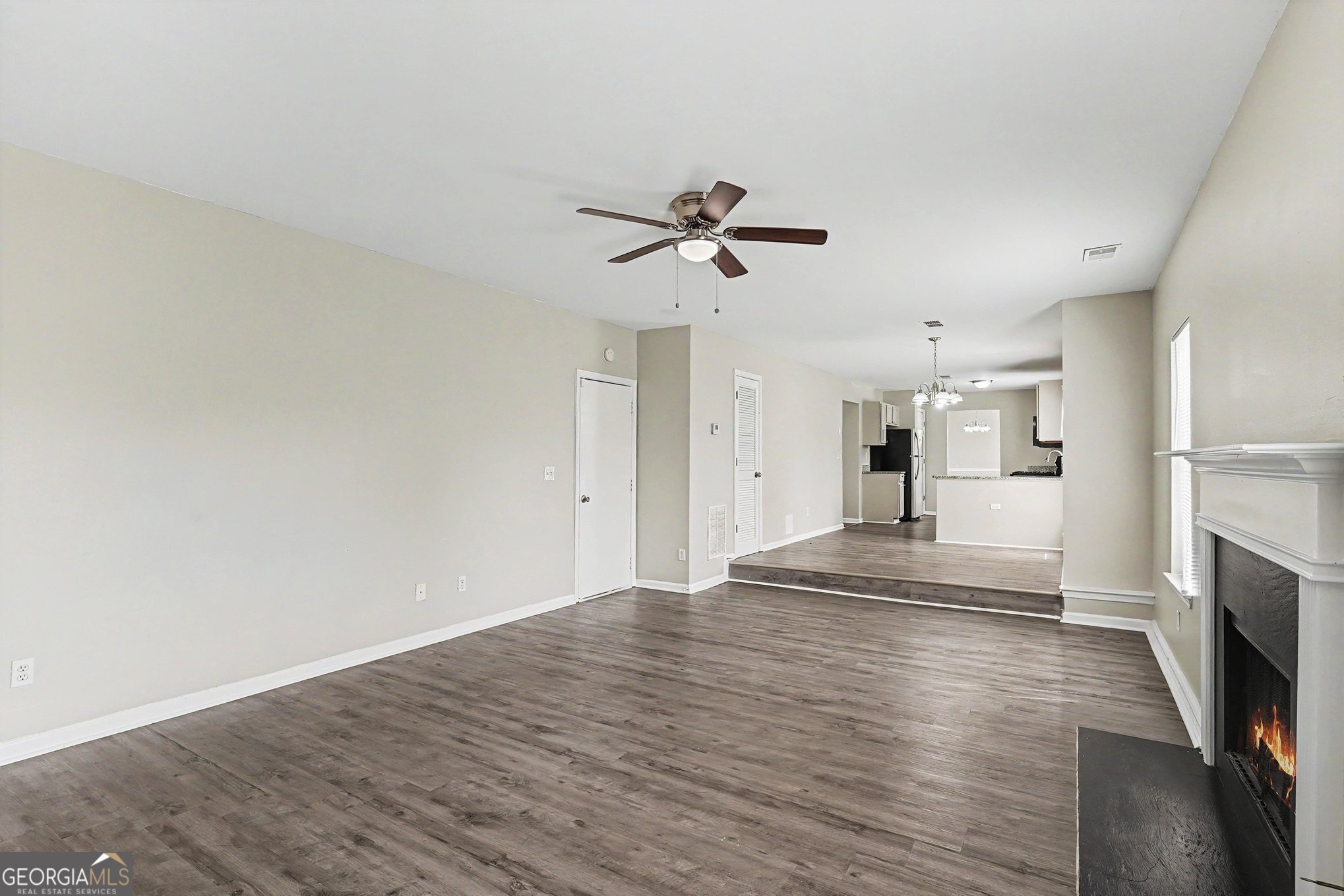 2909 Crabapple Circle Se Property Photo 7