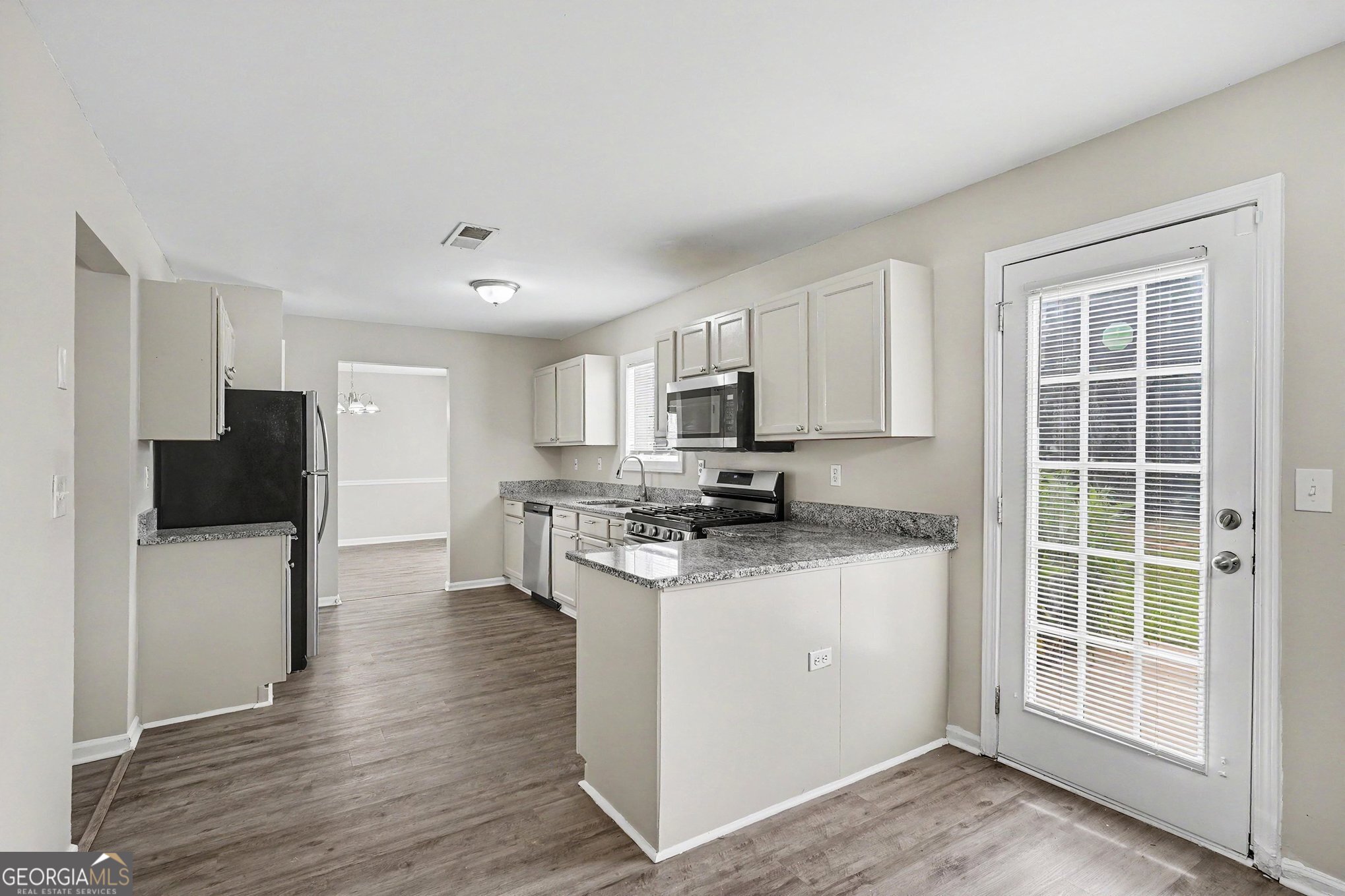 2909 Crabapple Circle Se Property Photo 11