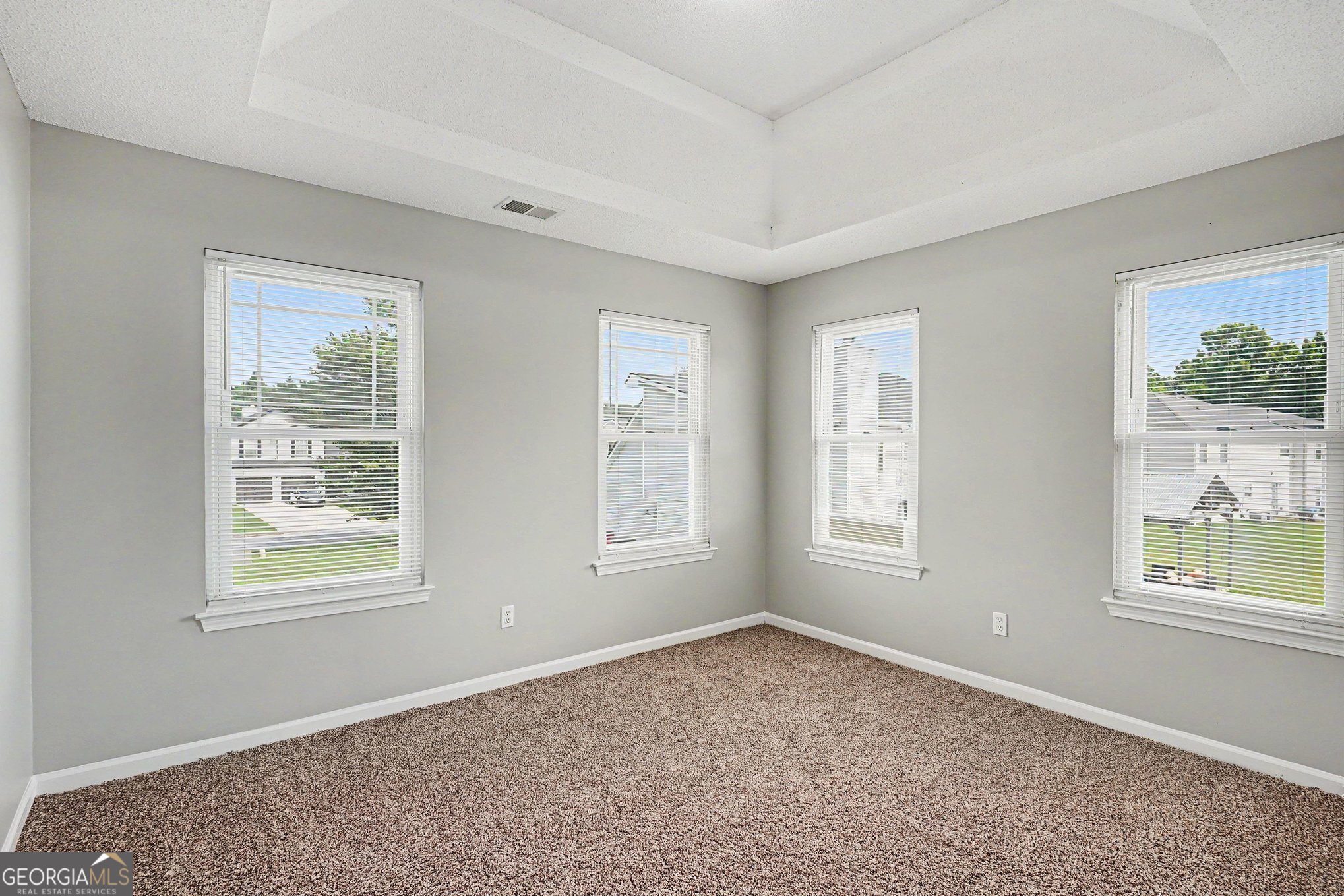 2909 Crabapple Circle Se Property Photo 17