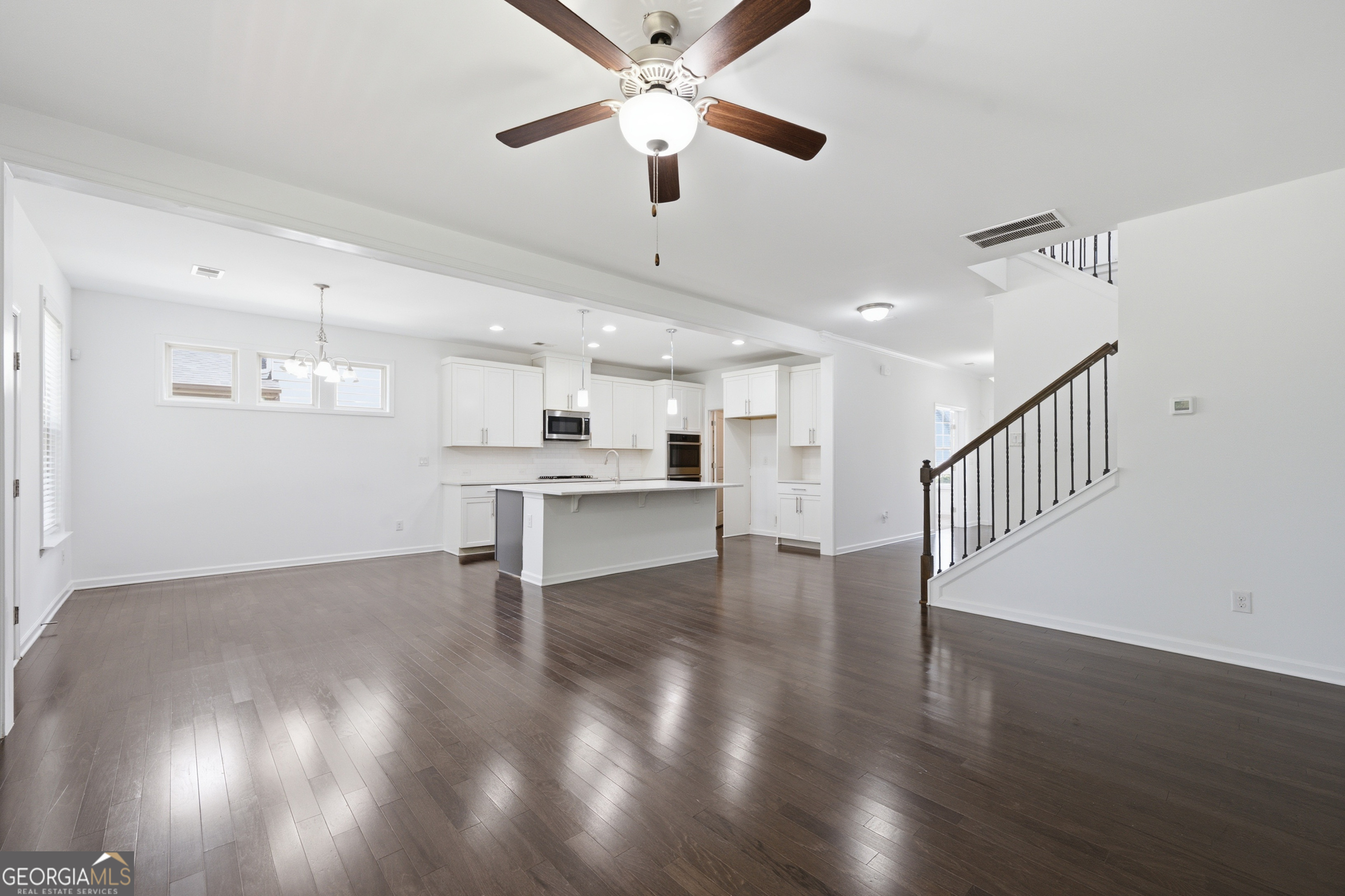 4531 Claiborne Court Property Photo 4