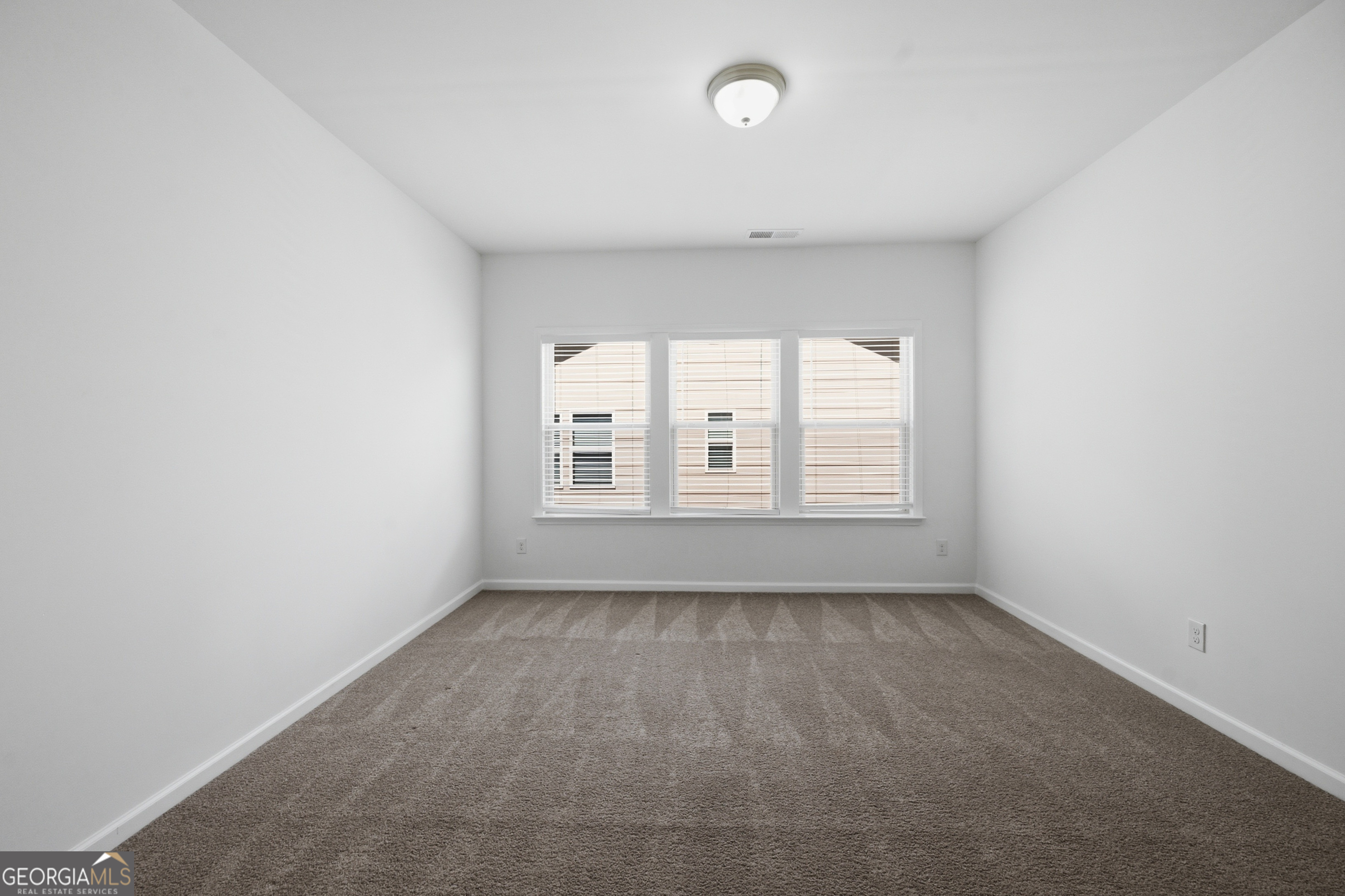 4531 Claiborne Court Property Photo 12