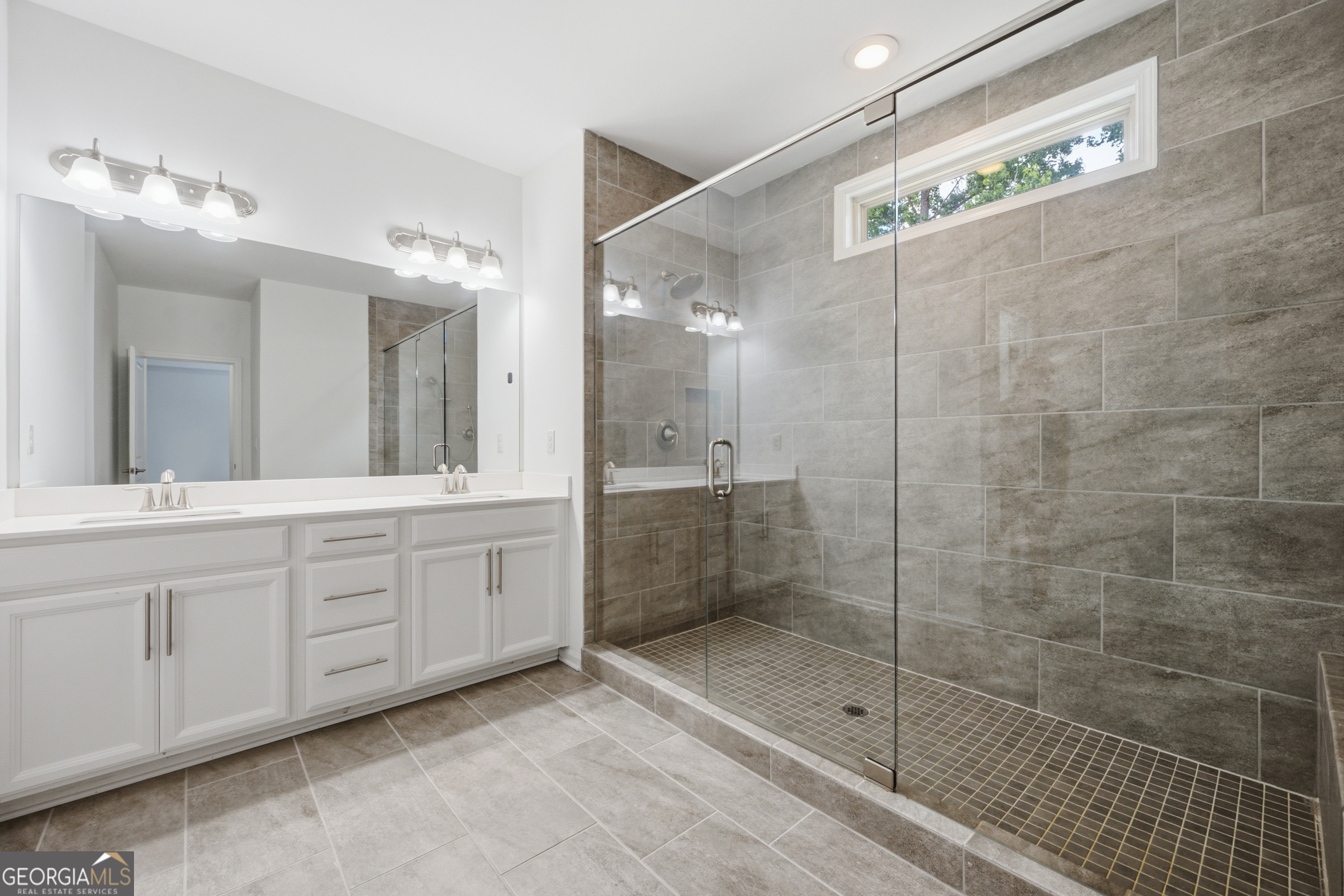 4531 Claiborne Court Property Photo 15