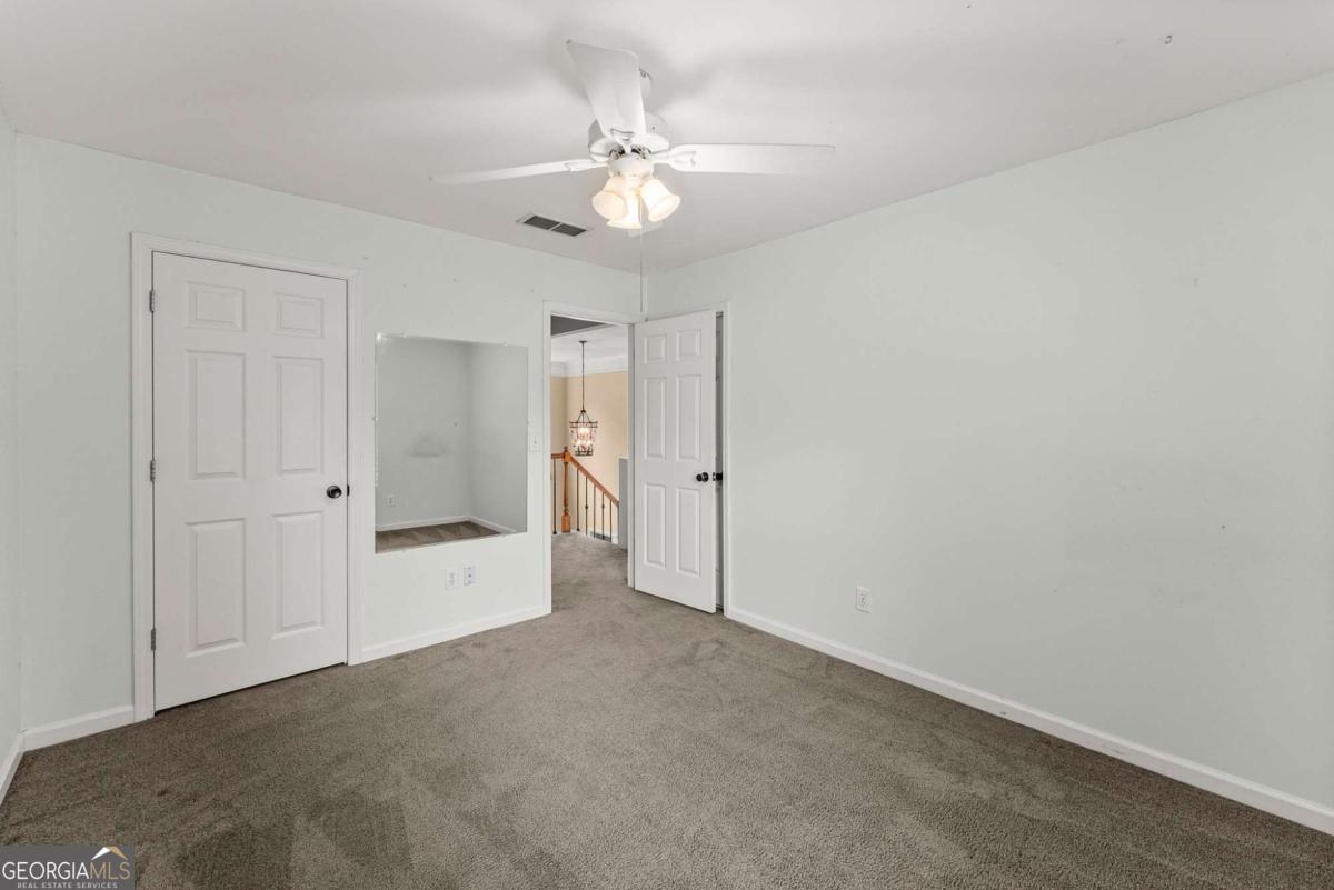 415 Fairford Lane Property Photo 27