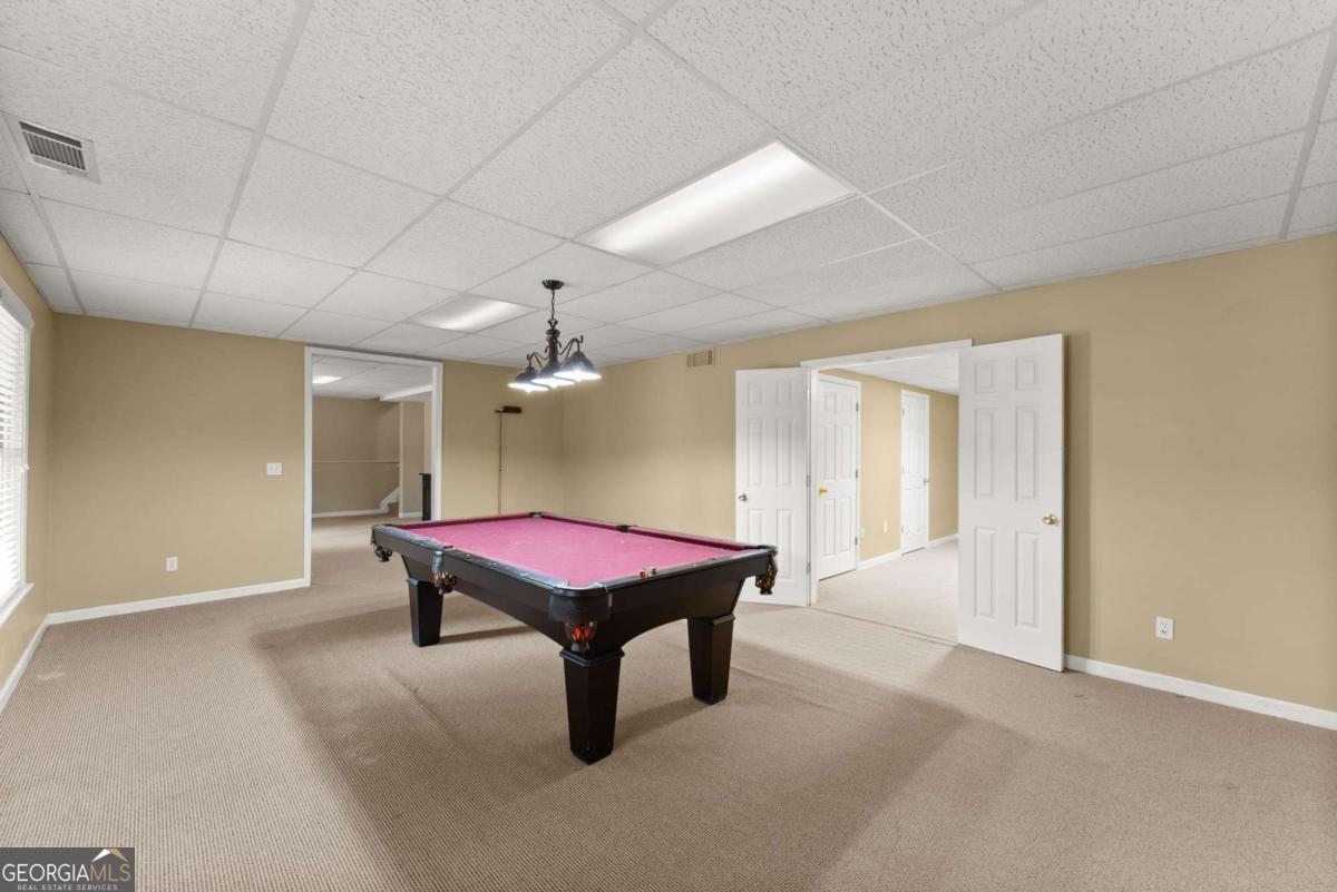 415 Fairford Lane Property Photo 40
