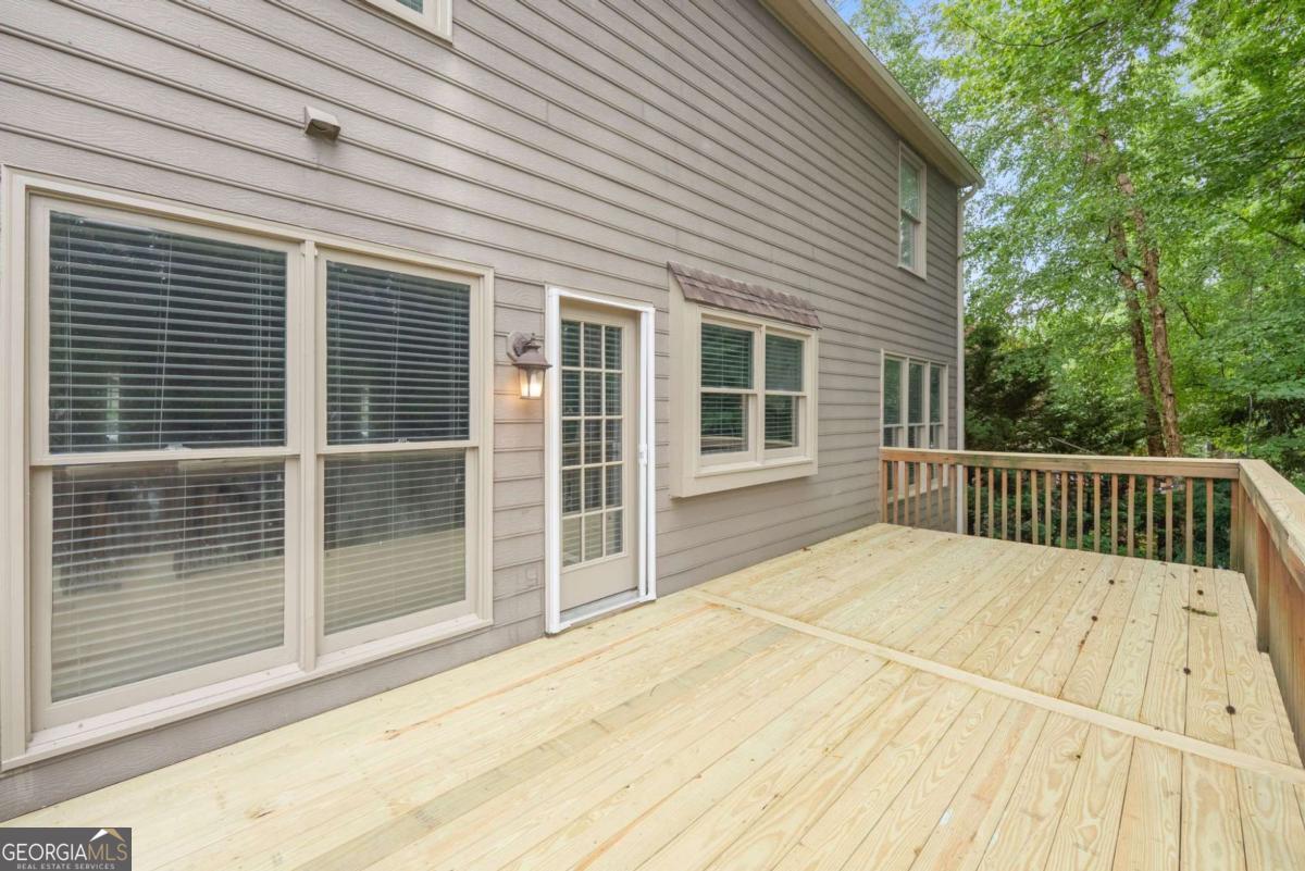 415 Fairford Lane Property Photo 47