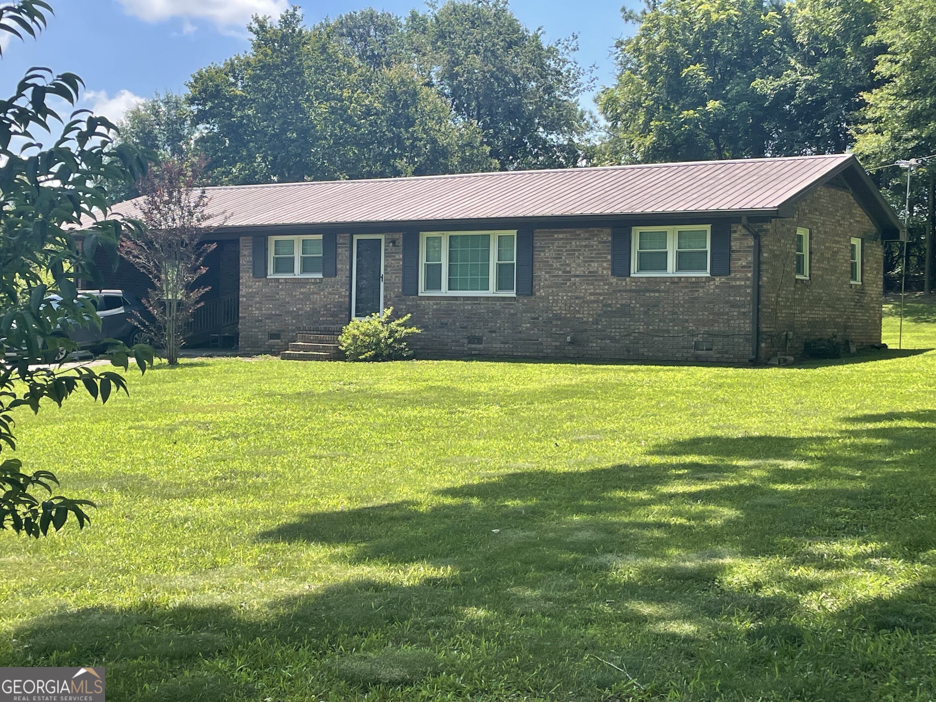 16067 Highway 59 Property Photo 1