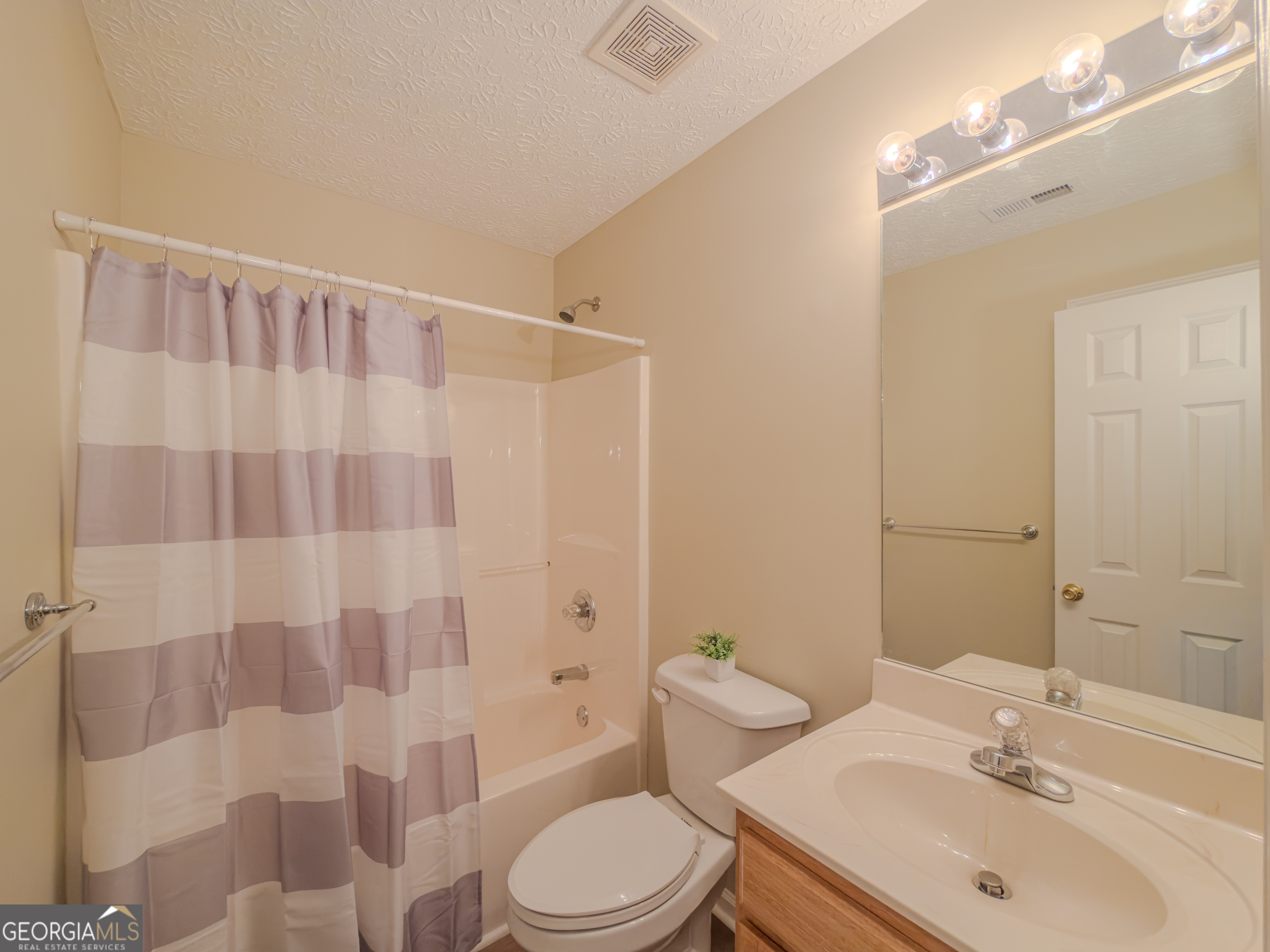 612 Old River Run Property Photo 28