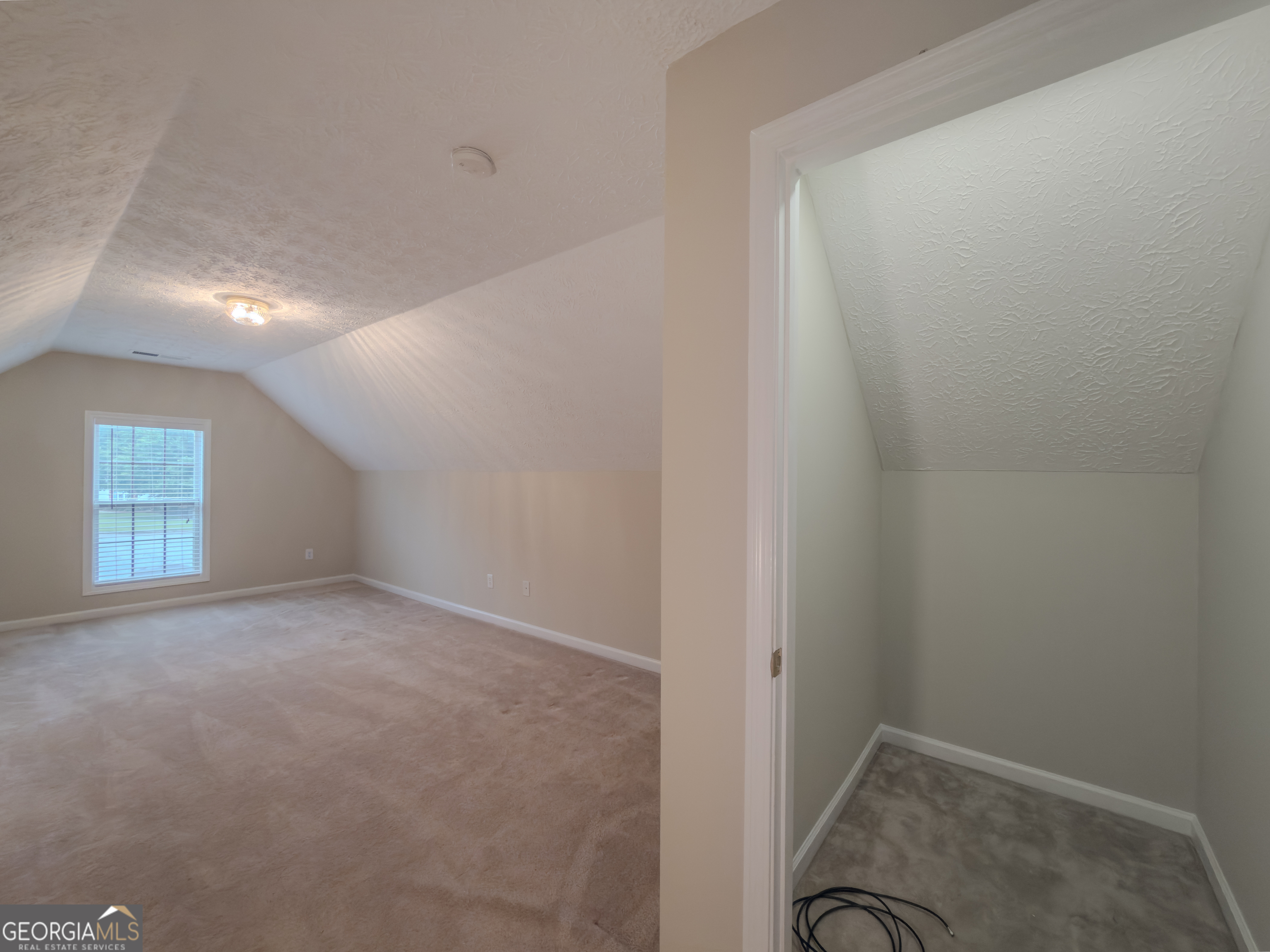 612 Old River Run Property Photo 30