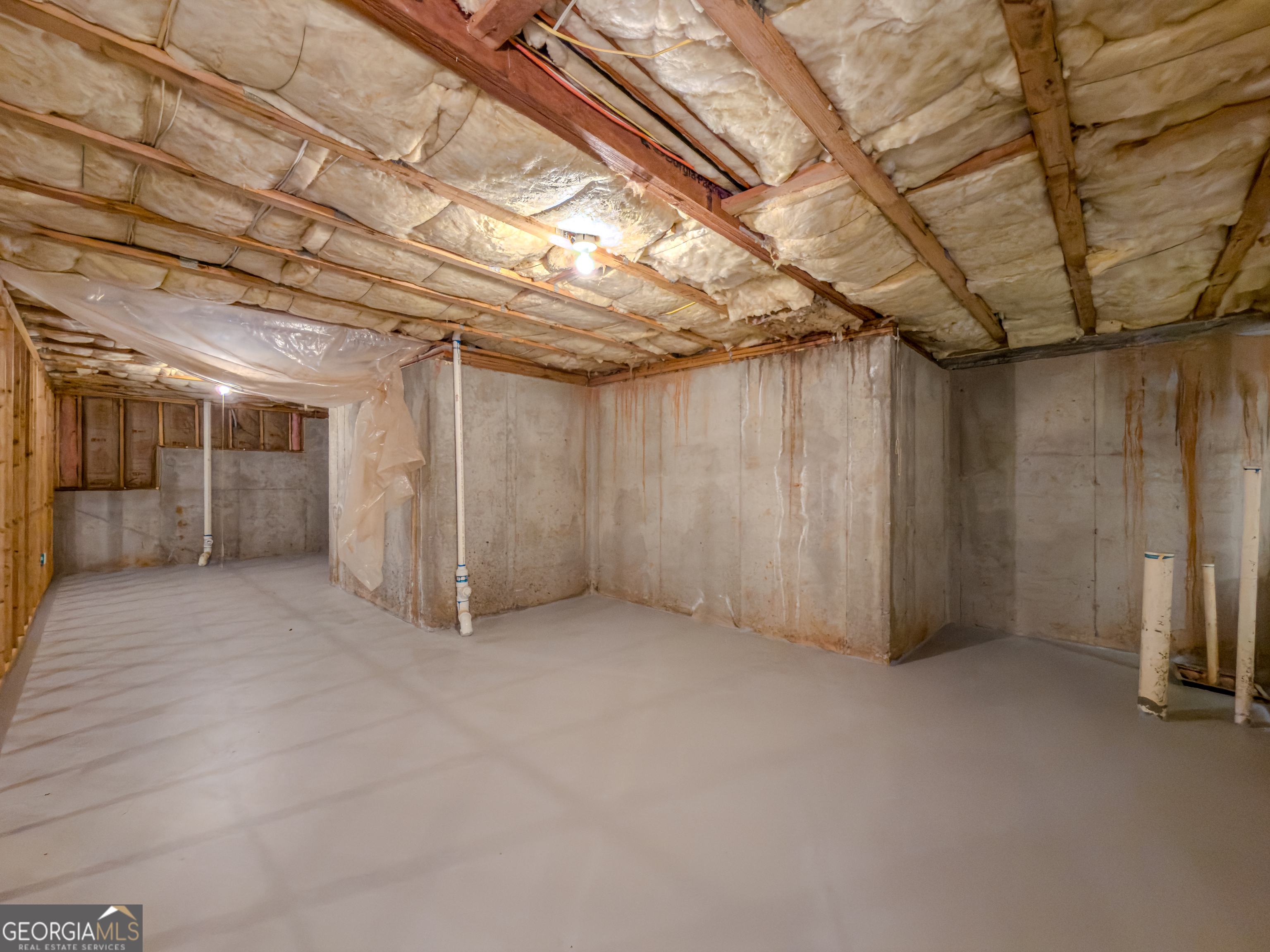 612 Old River Run Property Photo 32