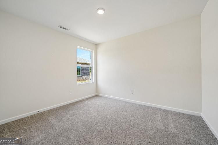 255 Woodlake Landing Property Photo 6