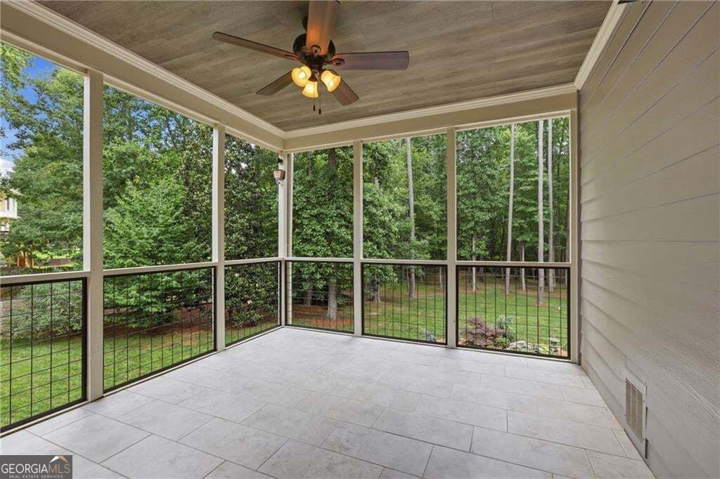127 Laurel Ridge Drive Property Photo 16