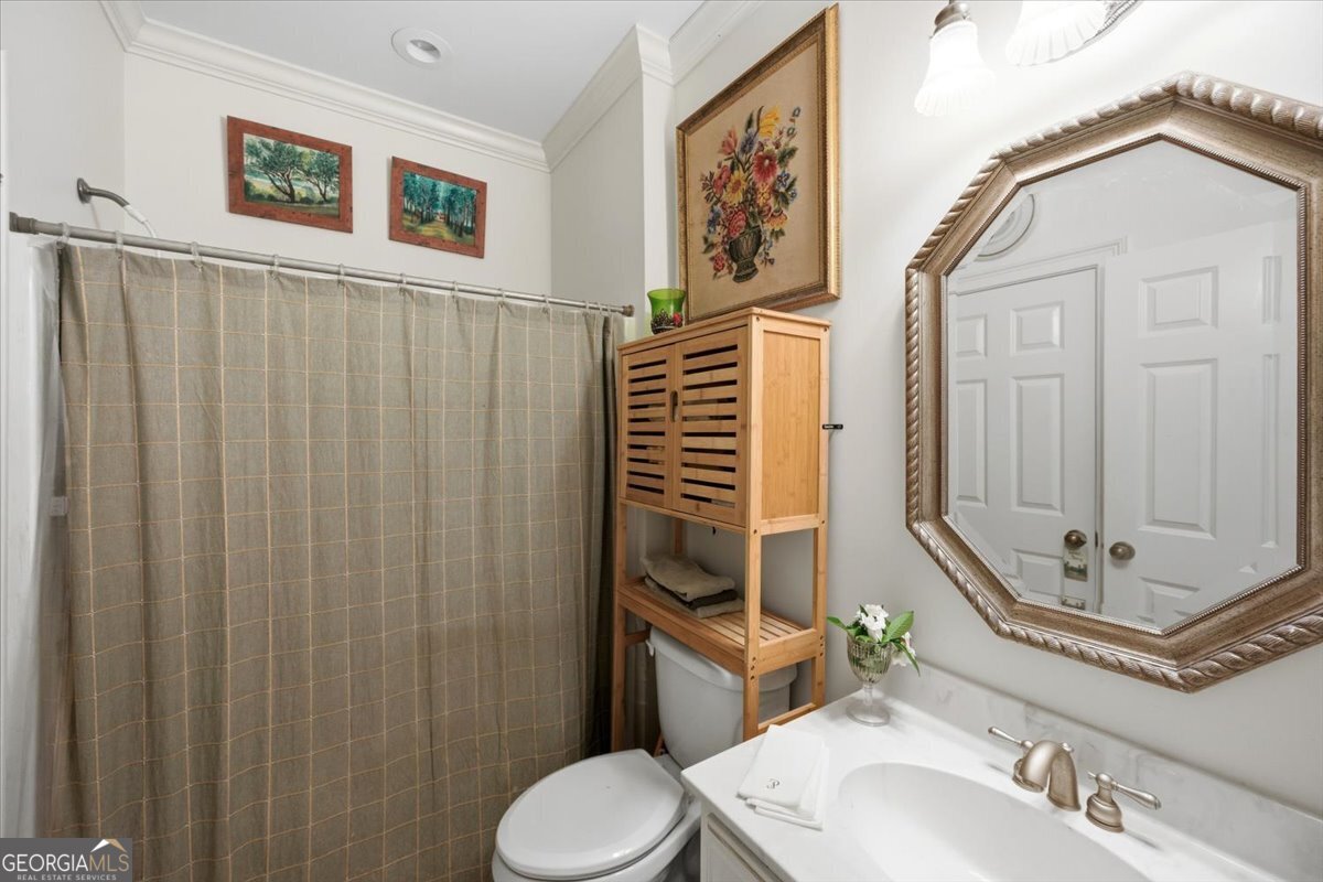 210 Oberon Place S Property Photo 22